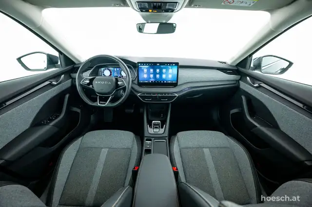 Skoda Octavia view 6