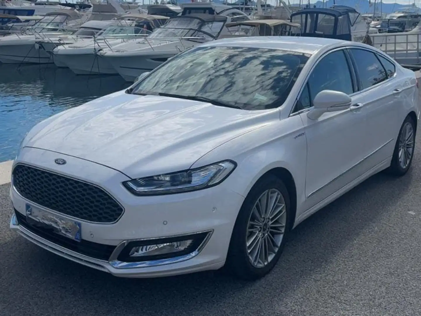 Ford Mondeo Mondeo Vignale 2.0 Hybrid 187 BVA6 Blanc - 1