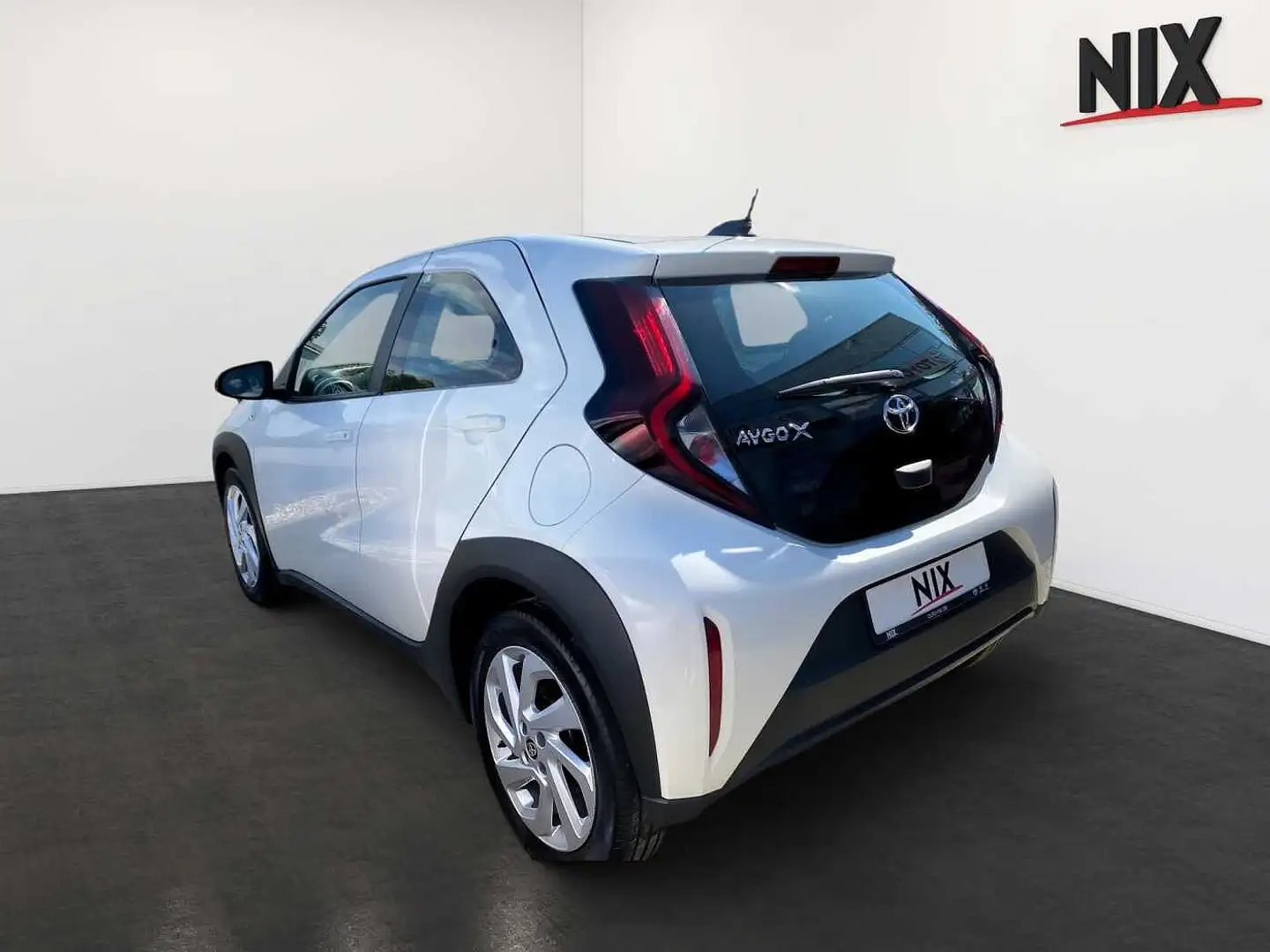 Toyota Aygo X 1.0 Play KLIMA KAMERA Weiß - 2