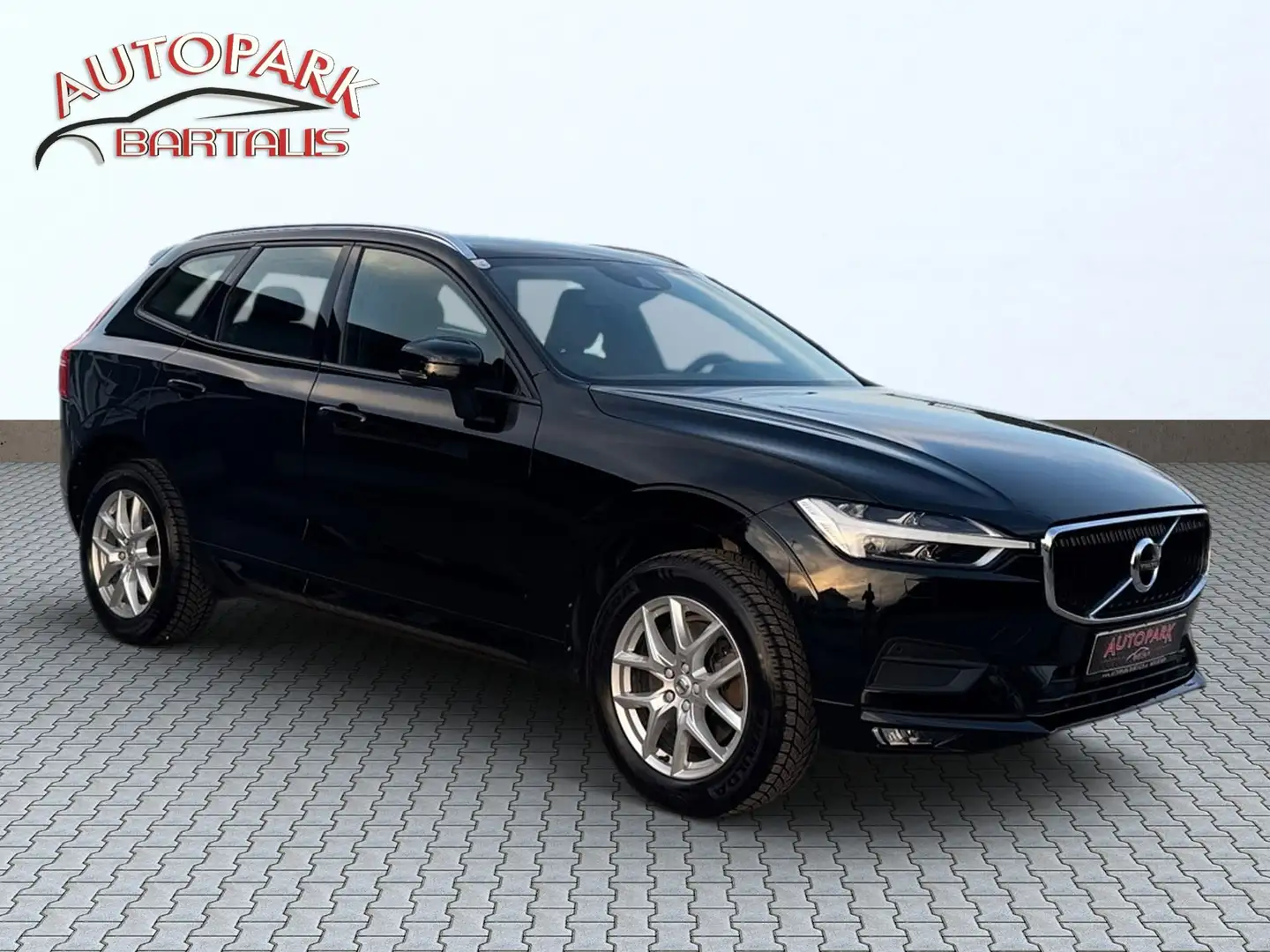 Volvo XC60 Momentum 2WD **NAVI**LED** Schwarz - 2