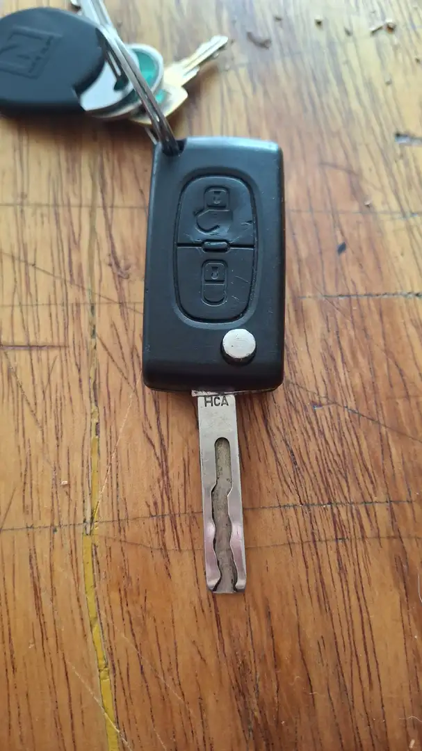 Peugeot 207 207 SW 1.6 HDi Access FAP Gris - 1