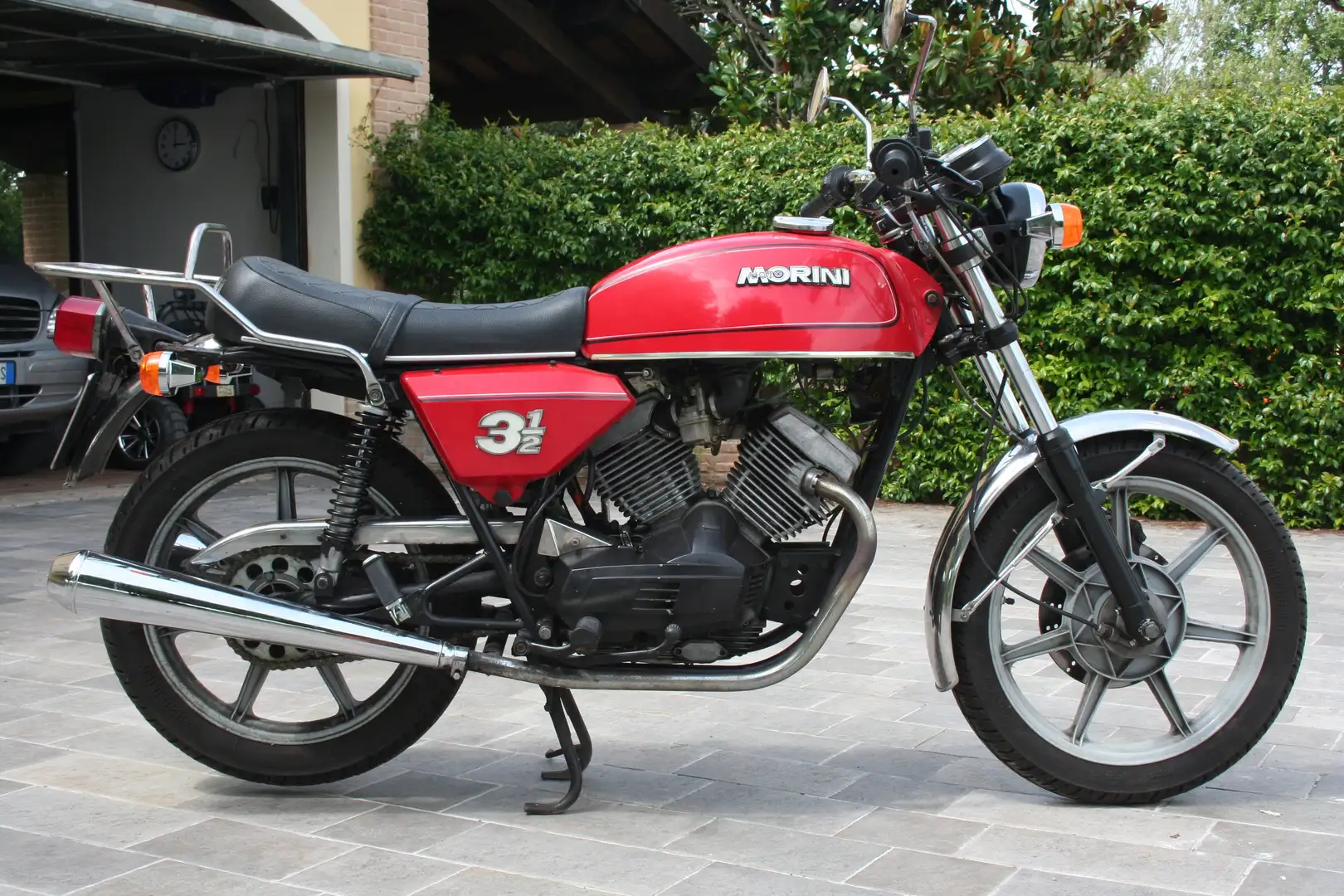 Moto Morini 3 1/2 GT Червоний - 2