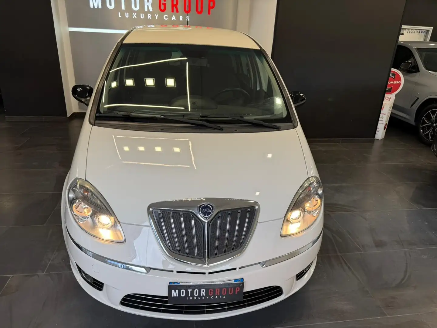 Lancia MUSA Musa 1.4 8V Ecochic (GPL) Diva Bianco - 2