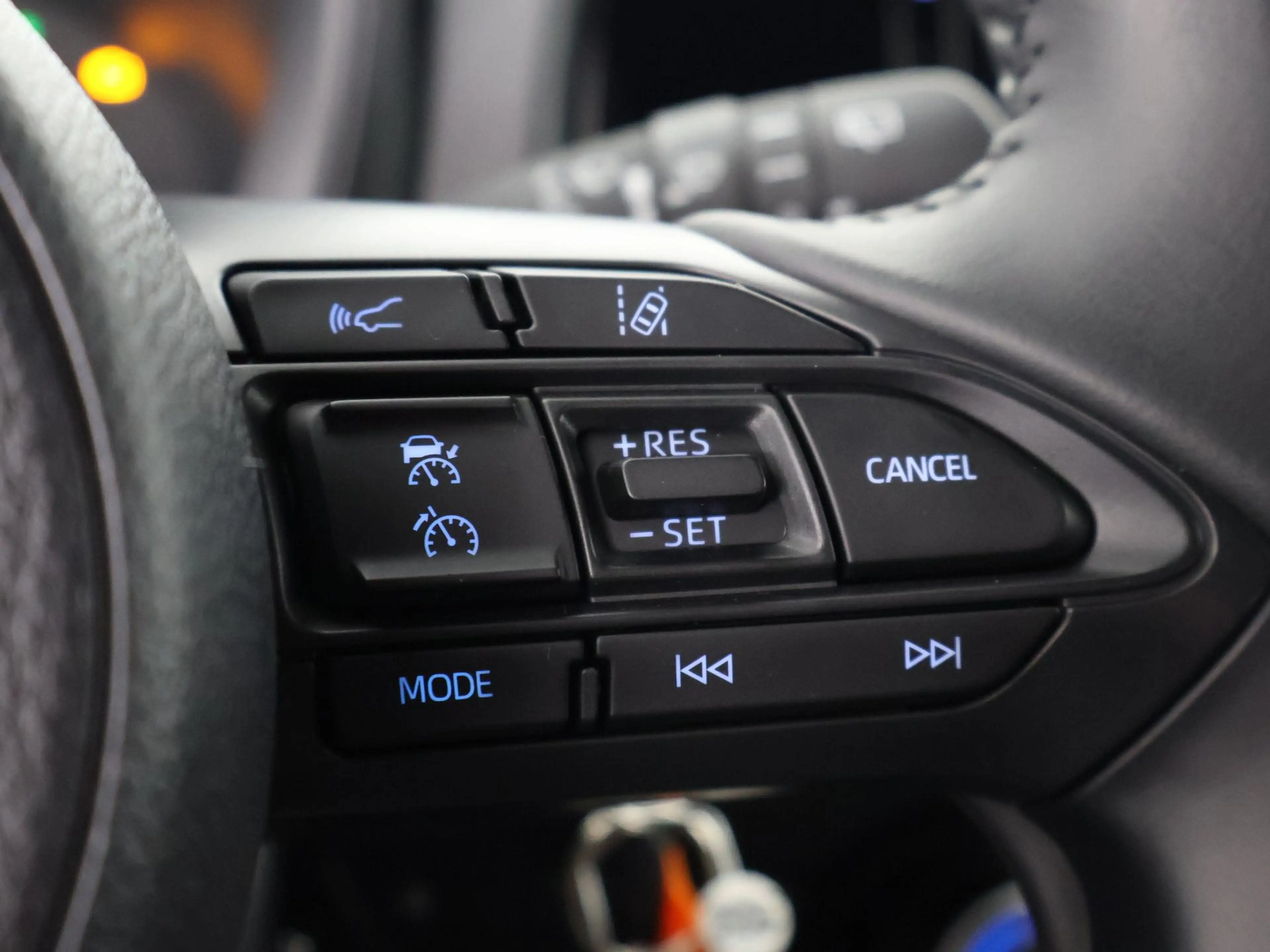 Toyota Aygo X 1.0 VVT-i PULSE PACK BI-TONE GARANTIE 3-2035! CARP — photo 29