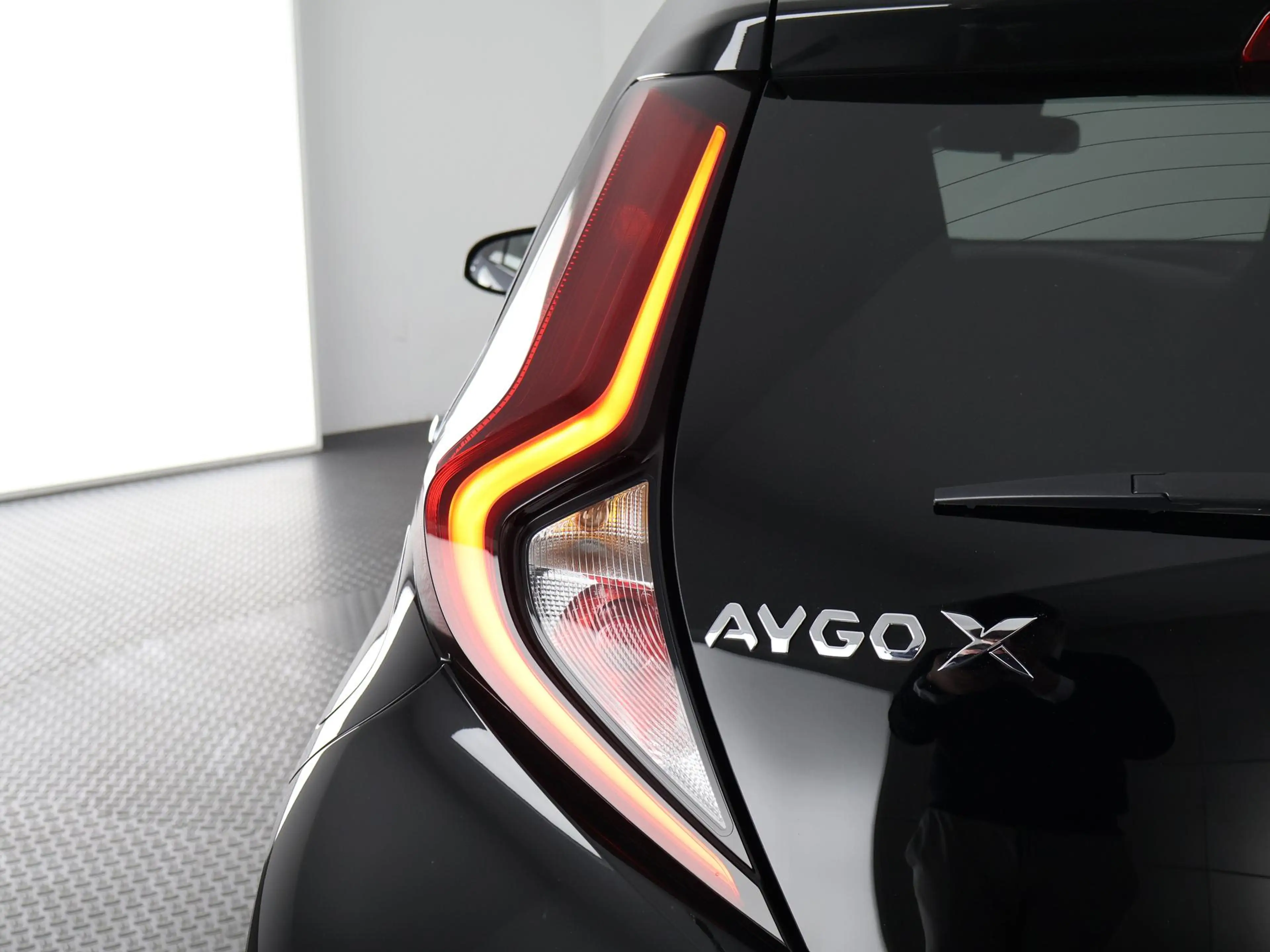 Toyota Aygo X 1.0 VVT-i PULSE PACK BI-TONE GARANTIE 3-2035! CARP — photo 20