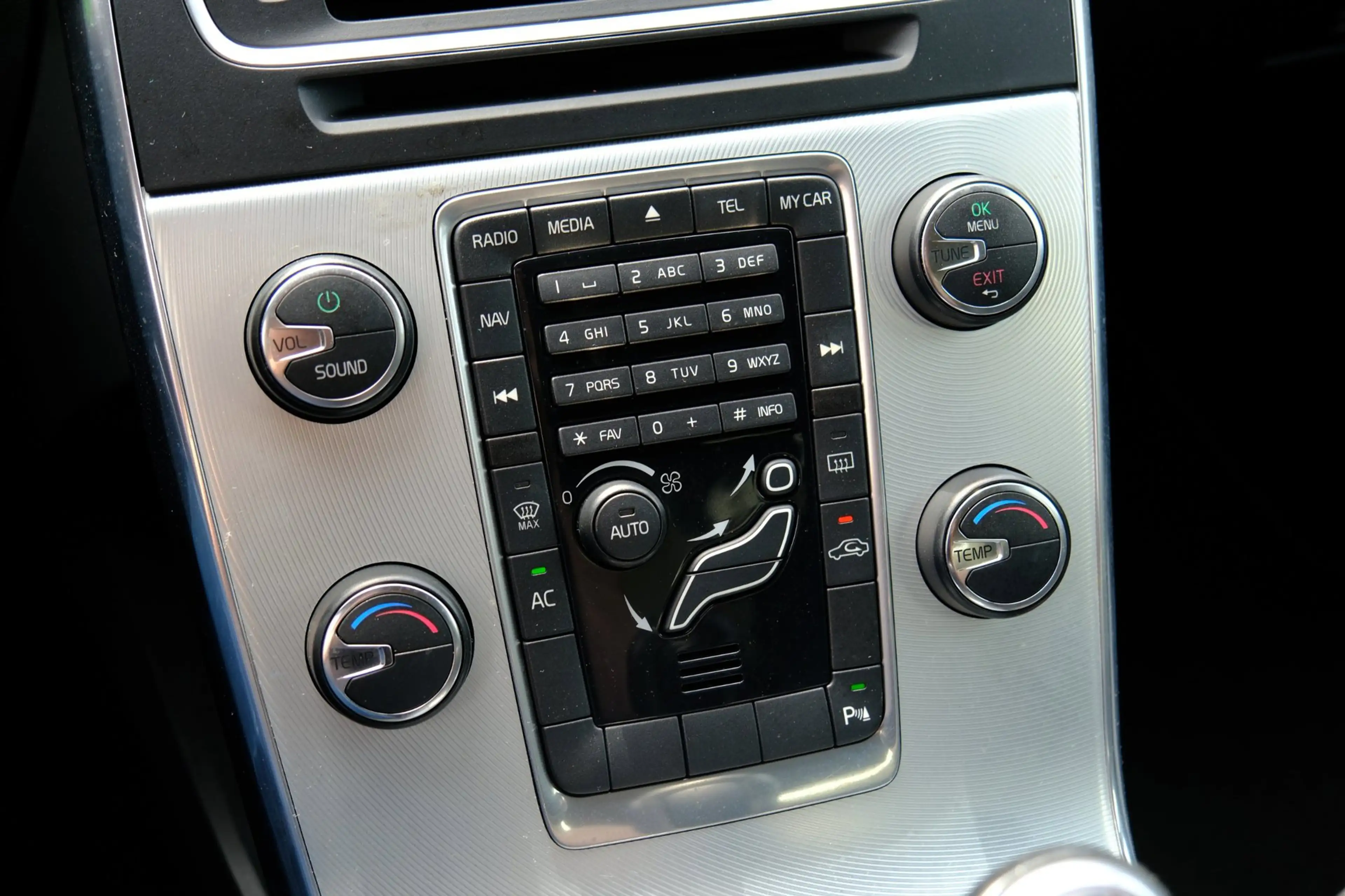 Volvo S60 1.6 T3 150pk R-Design Aut. Navi|Clima|LMV|Half Led — photo 13