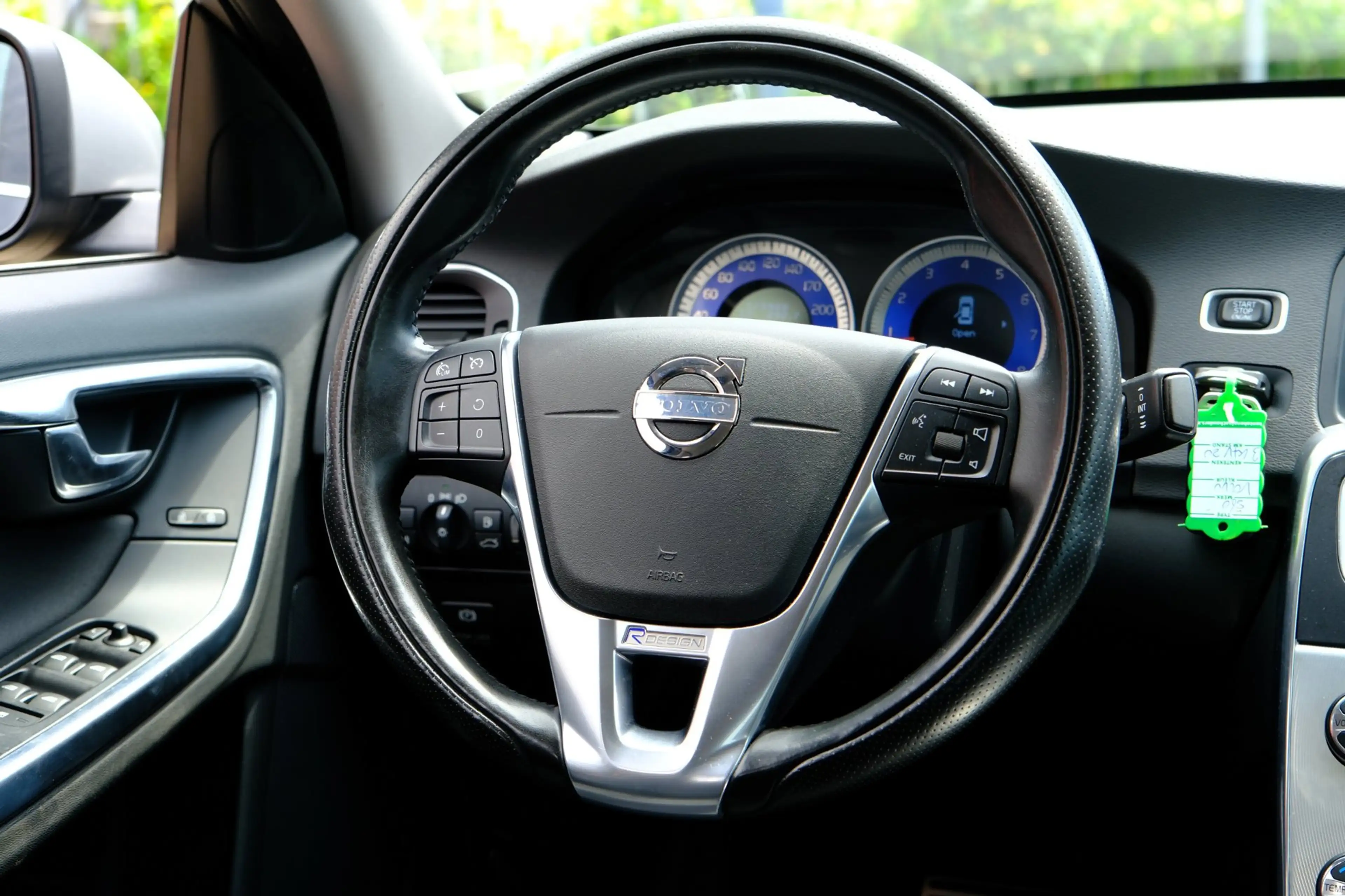 Volvo S60 1.6 T3 150pk R-Design Aut. Navi|Clima|LMV|Half Led — photo 6