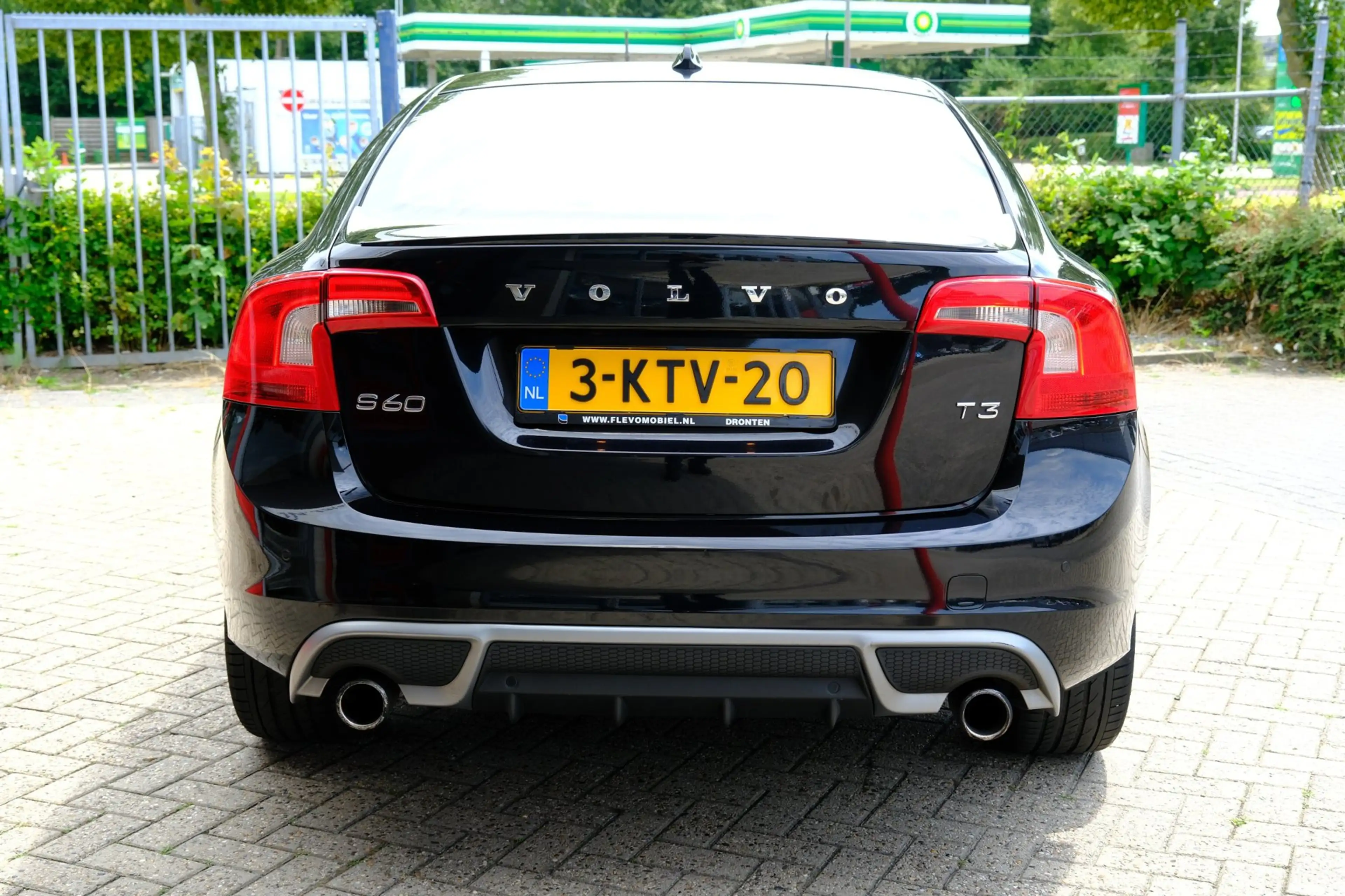 Volvo S60 1.6 T3 150pk R-Design Aut. Navi|Clima|LMV|Half Led — photo 8