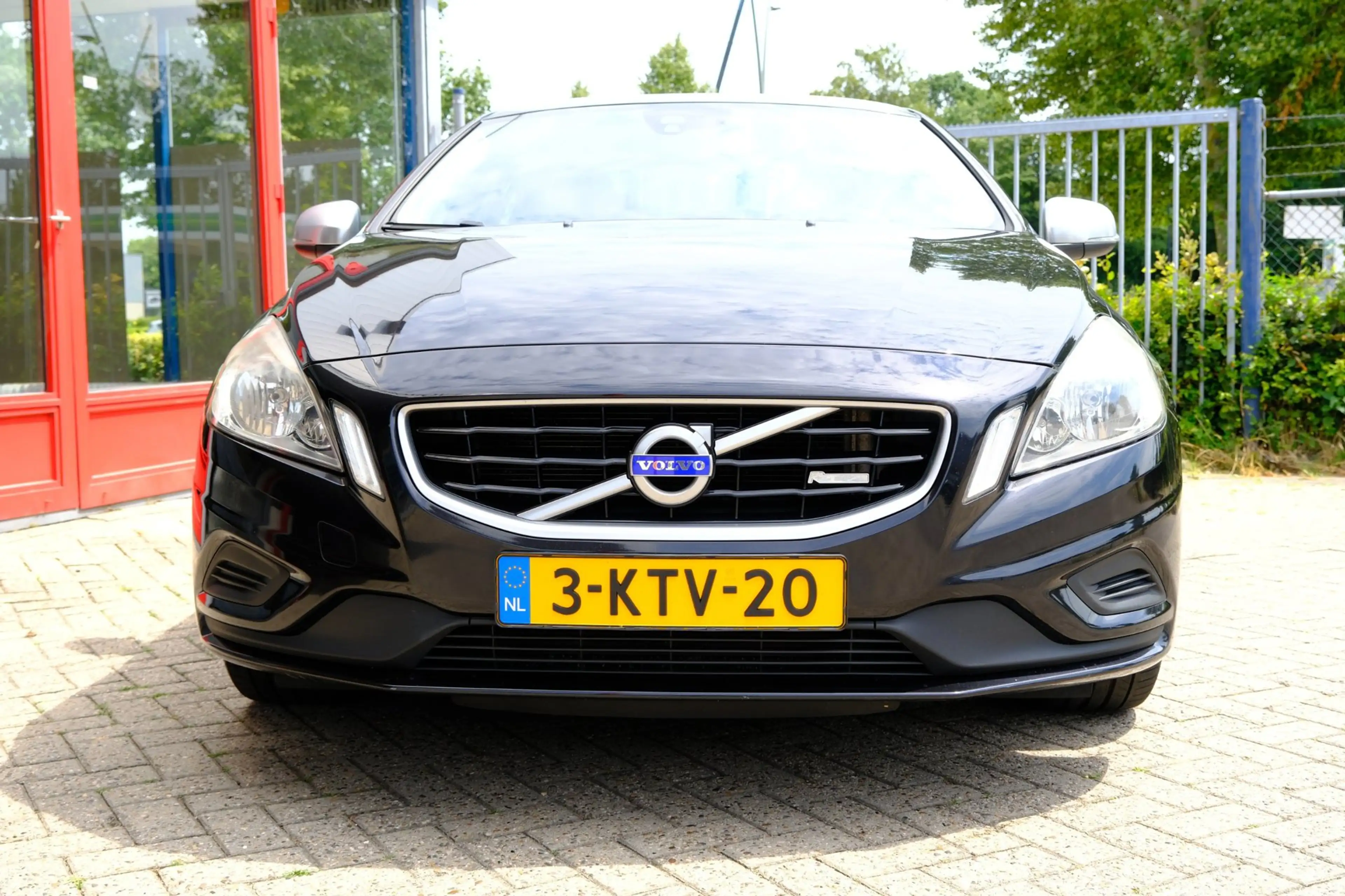Volvo S60 1.6 T3 150pk R-Design Aut. Navi|Clima|LMV|Half Led — photo 7