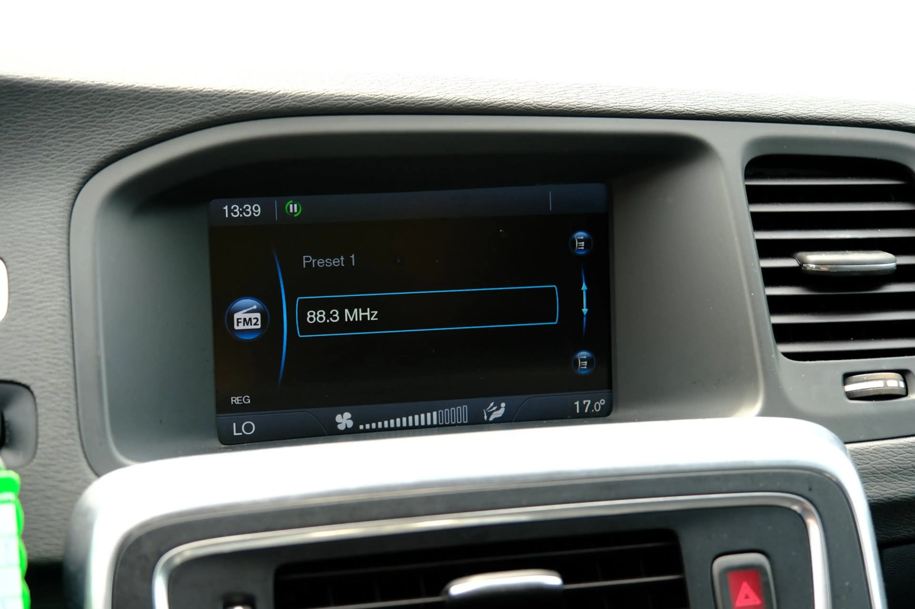 Volvo S60 1.6 T3 150pk R-Design Aut. Navi|Clima|LMV|Half Led — photo 15