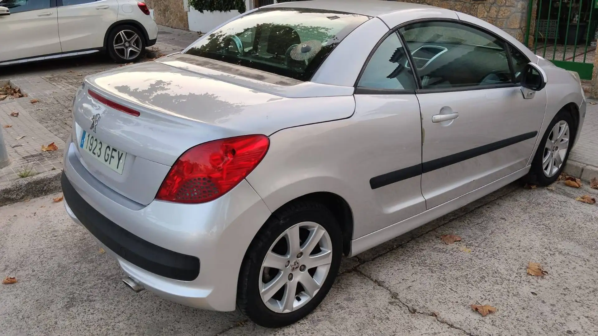 Peugeot 207 207 CC 1.6HDI FAP 110 Plateado - 2