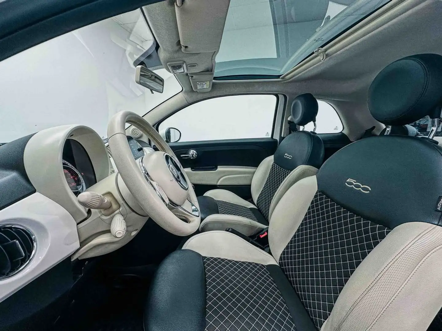 Fiat 500 HYBRID DOLCEVITA 71CV Blanc - 1
