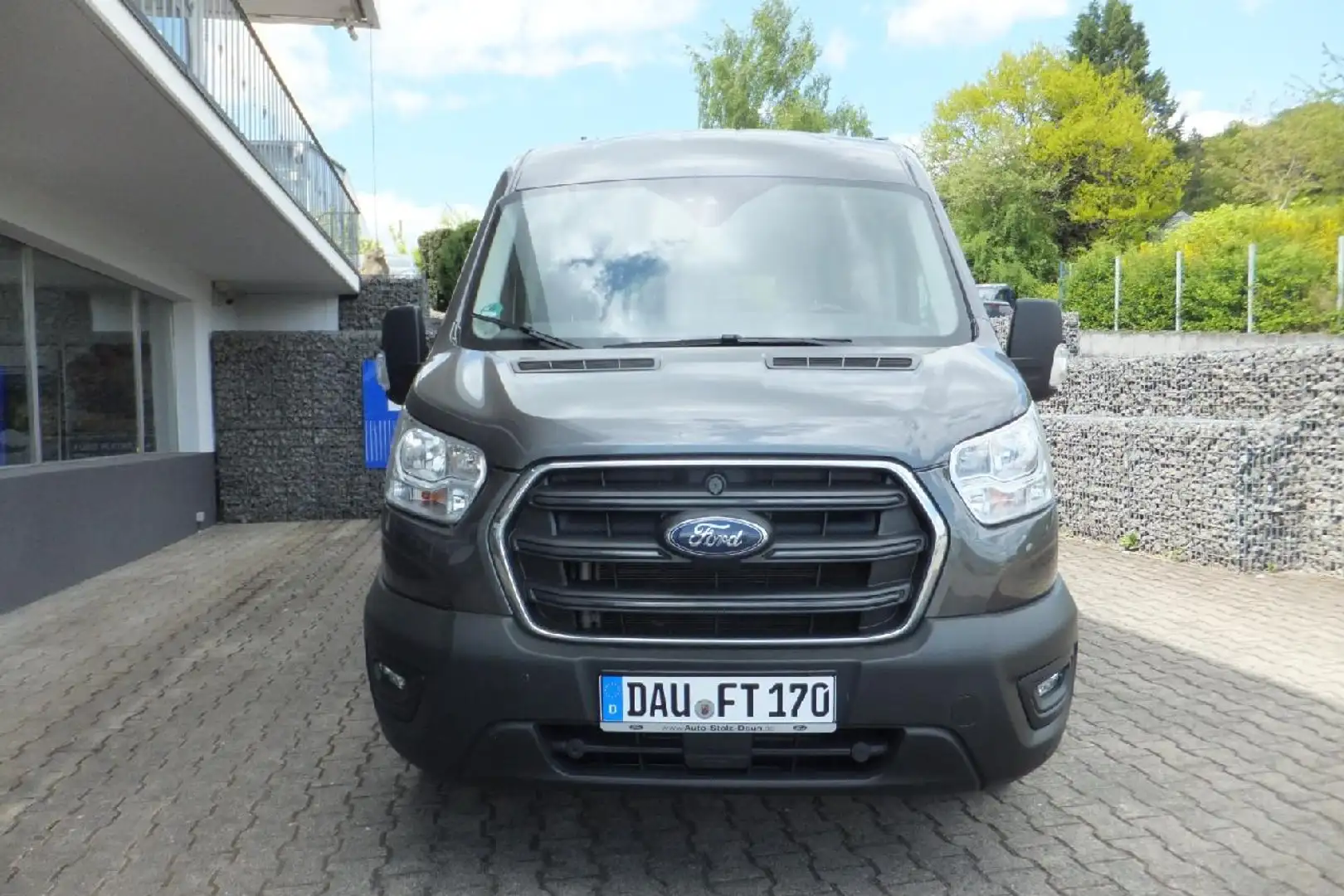 Ford Transit 350 L2 Trend, 9-Sitzer, AC, Navi, AHK, PPS, RFK Gris - 2