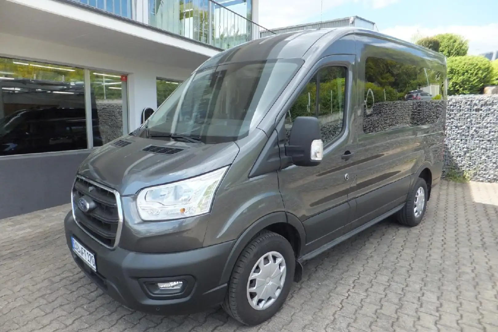 Ford Transit 350 L2 Trend, 9-Sitzer, AC, Navi, AHK, PPS, RFK Gris - 1