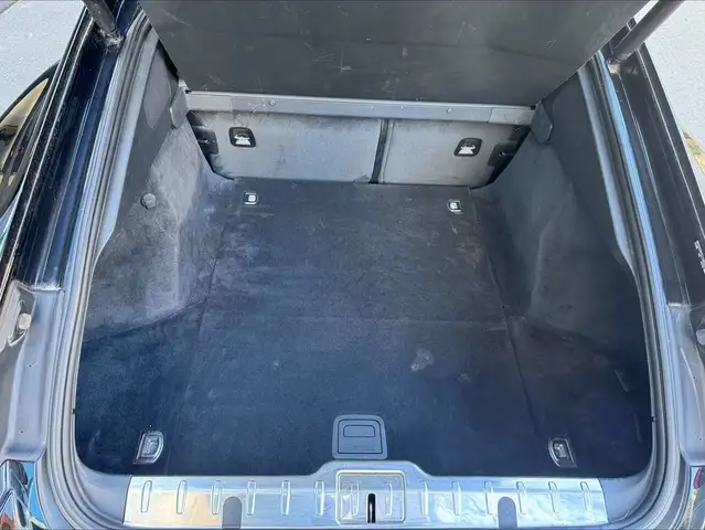 Porsche Panamera view 26