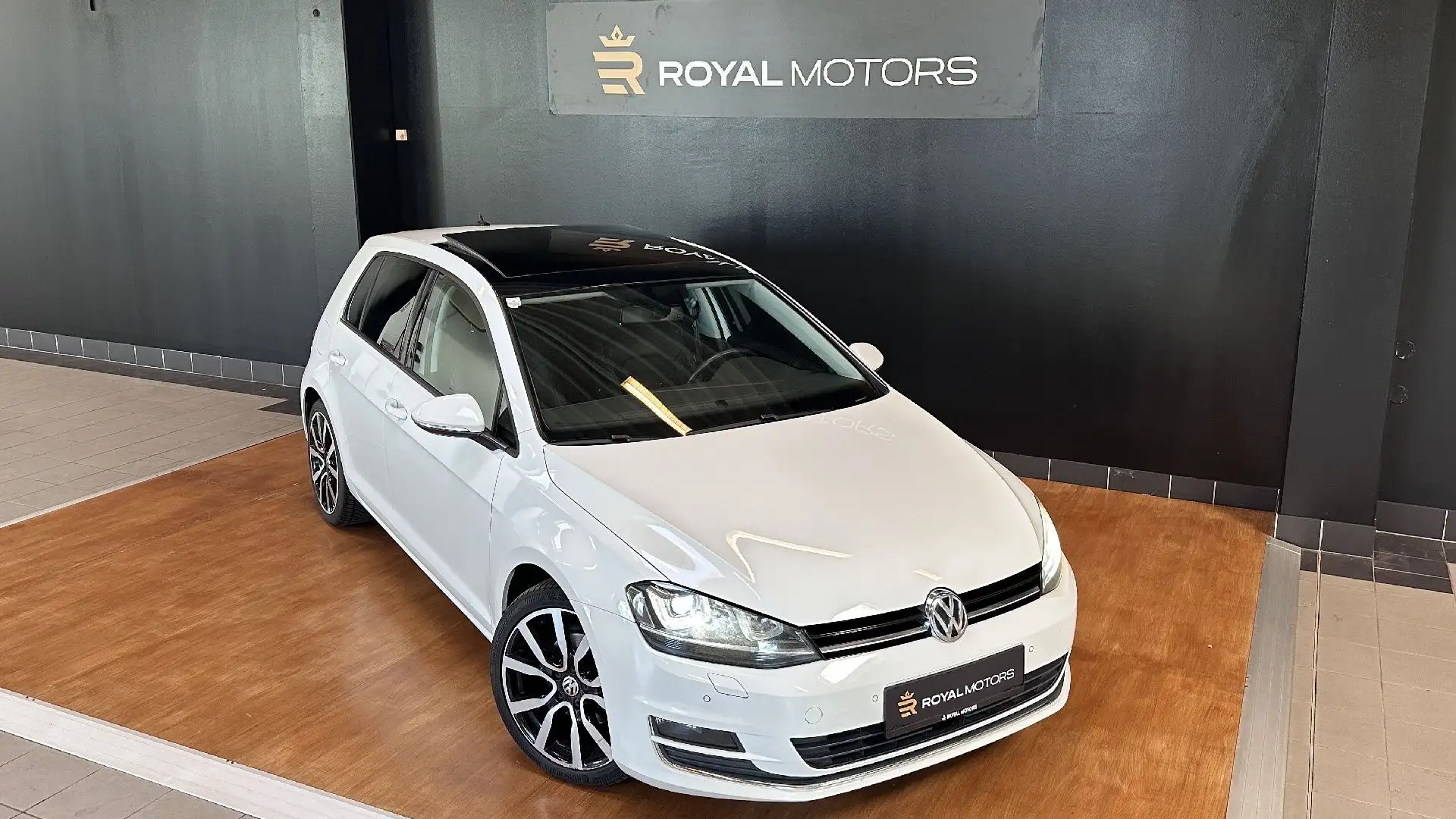 Volkswagen Golf VII 1.4 TSI Highline Weiß - 2