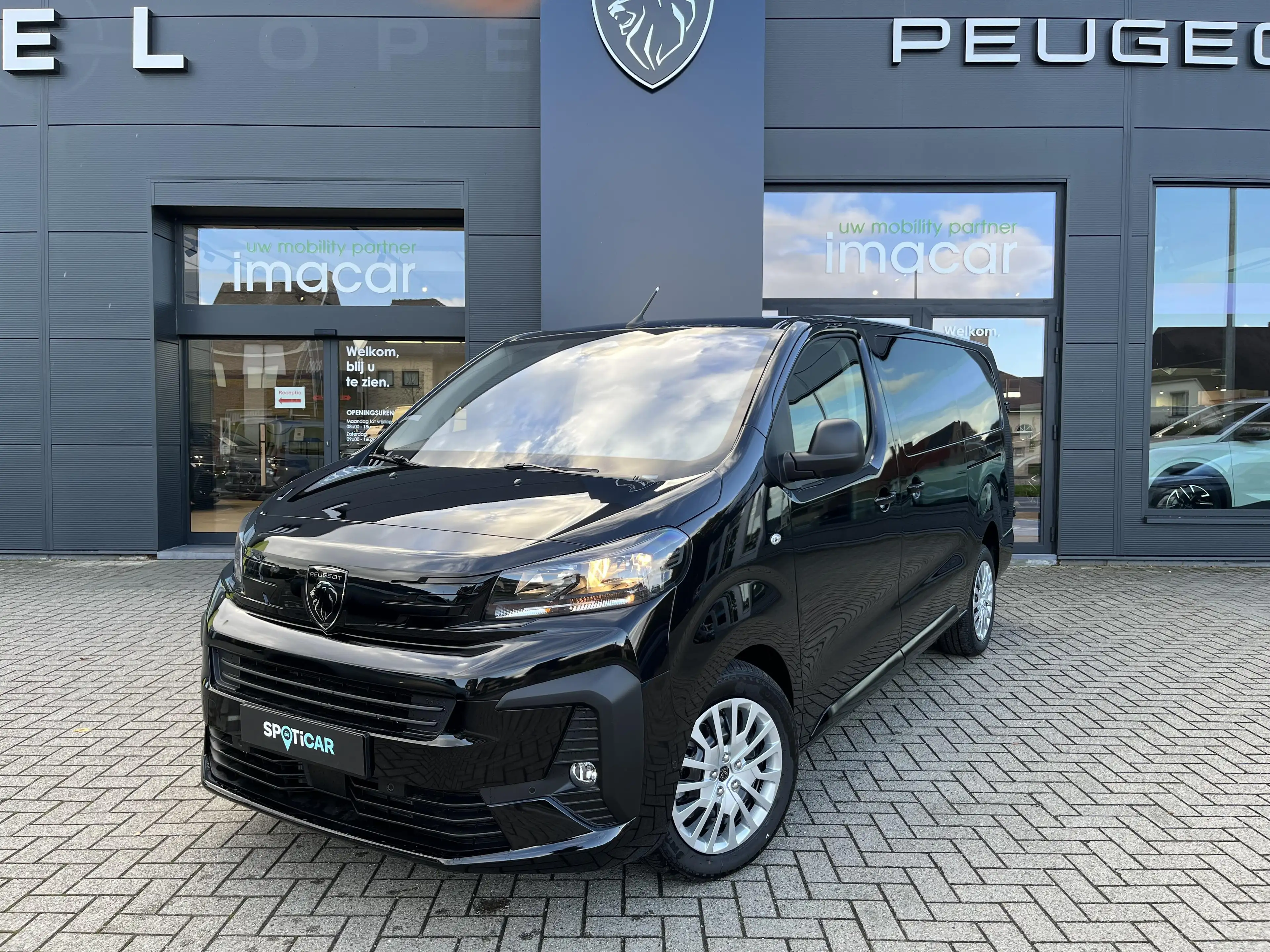 Peugeot Expert XL DUBBELE CABINE 2.2 DIESEL 180 EAT 8