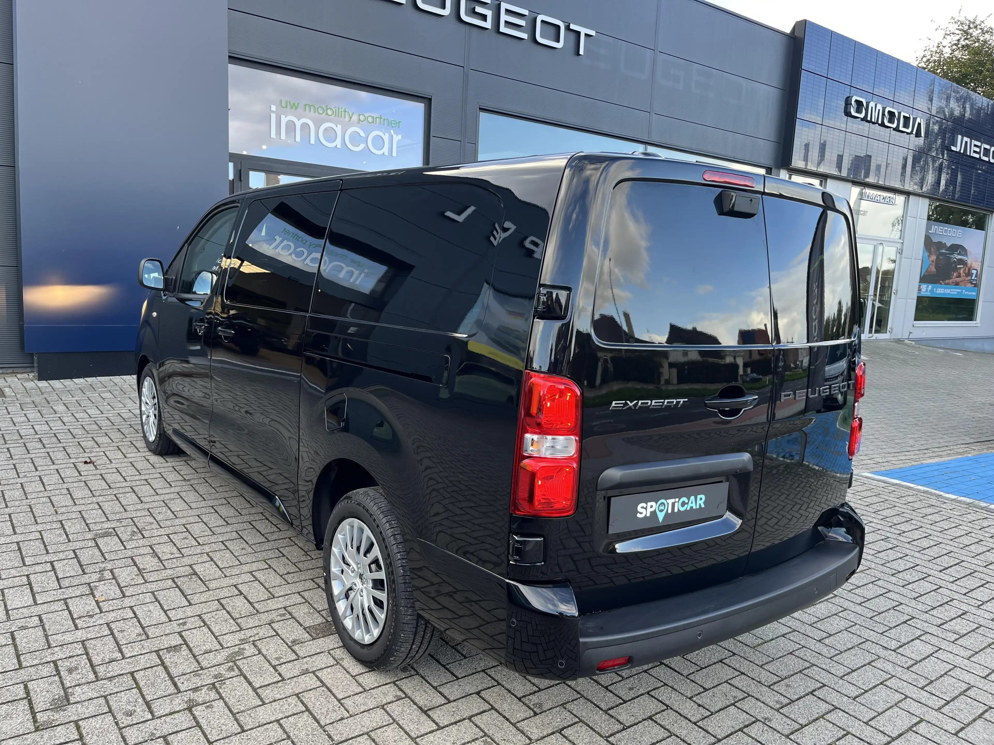 Peugeot Expert XL DUBBELE CABINE 2.2 DIESEL 180 EAT 8 — photo 7