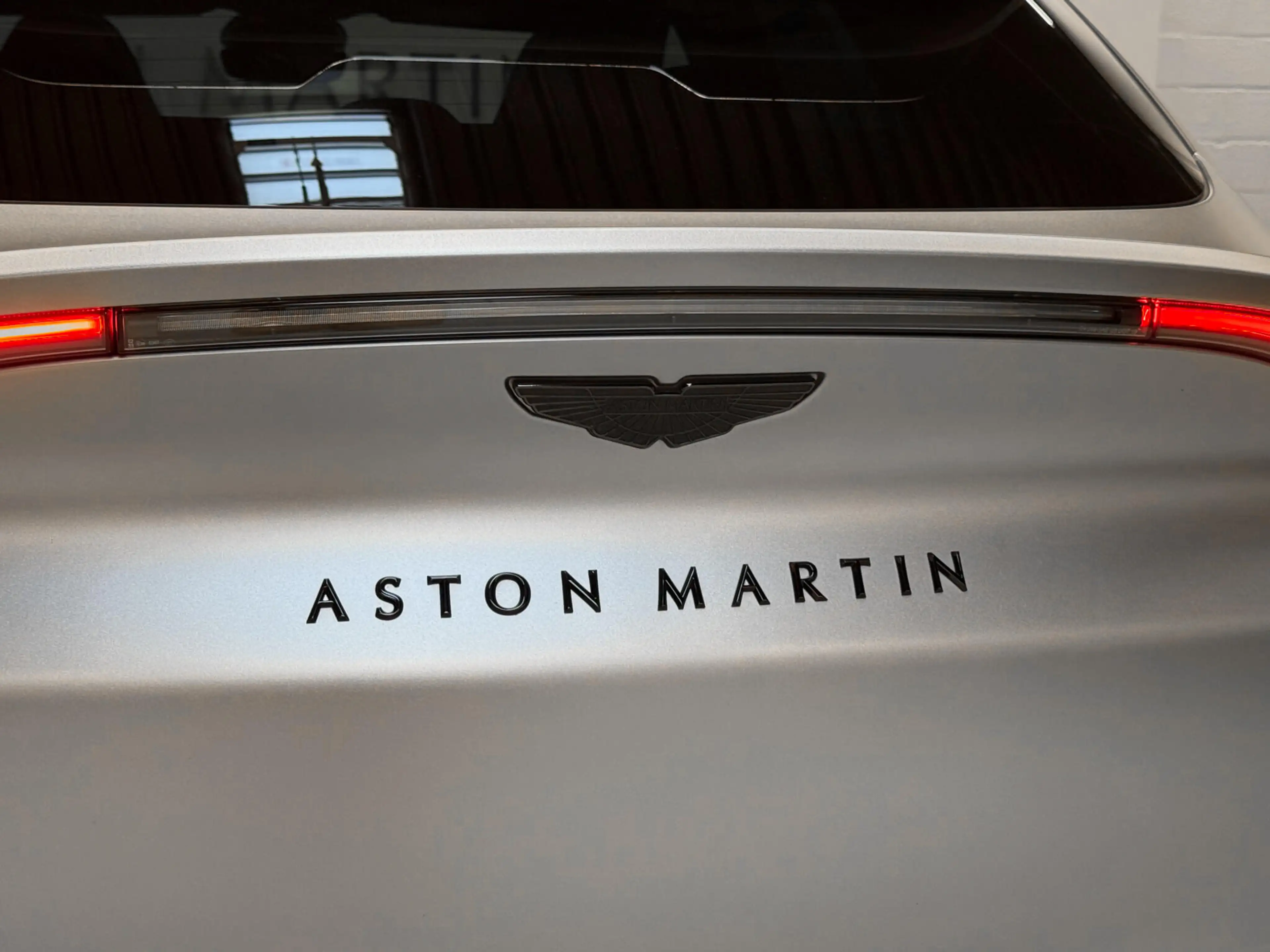 Aston Martin DBX 707 | Aston Martin Brussels — photo 12