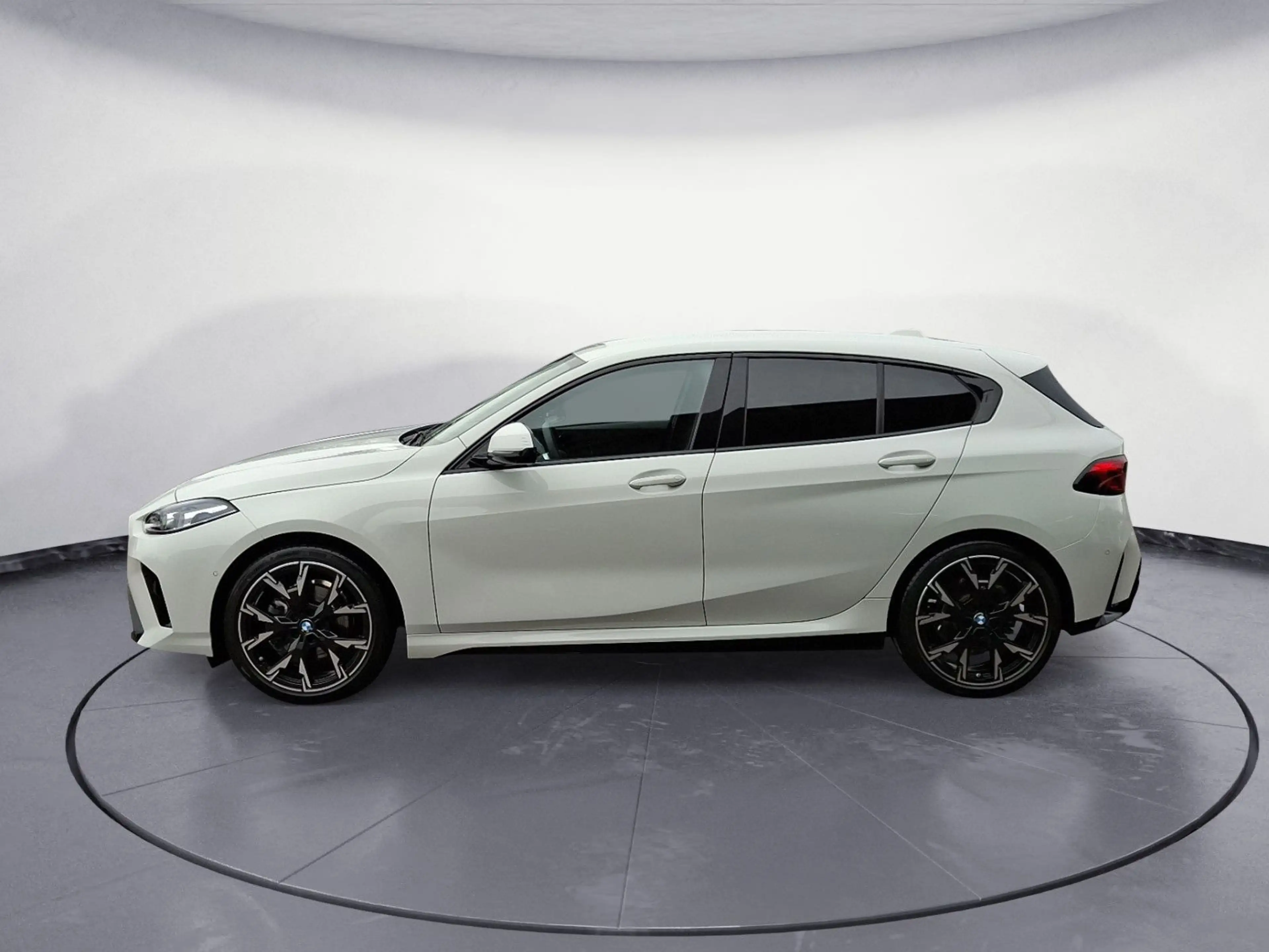 BMW 120 d Steptronic M SPORT Head-Up Iconic Glow Alar — photo 3