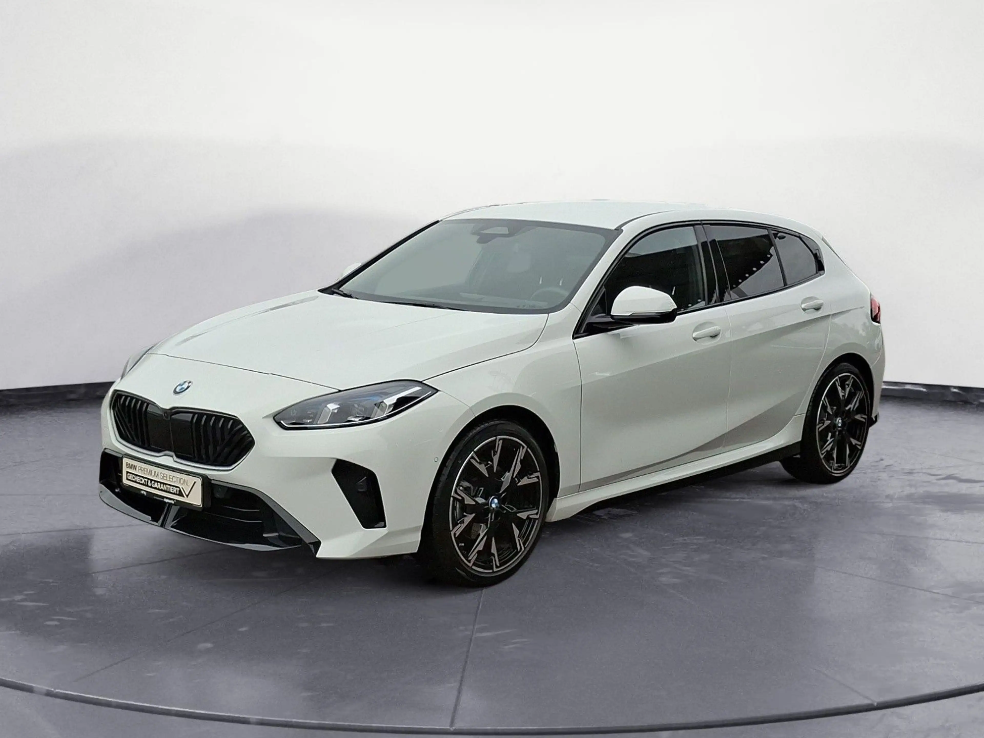BMW 120 d Steptronic M SPORT Head-Up Iconic Glow Alar — photo 2