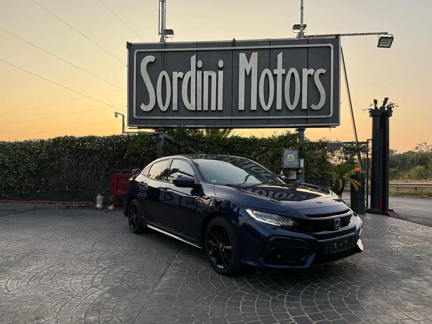 Honda Civic 5p 1.0 t Comfort Sport Line my20 CARROZZERIA DANNI Bleu - 1