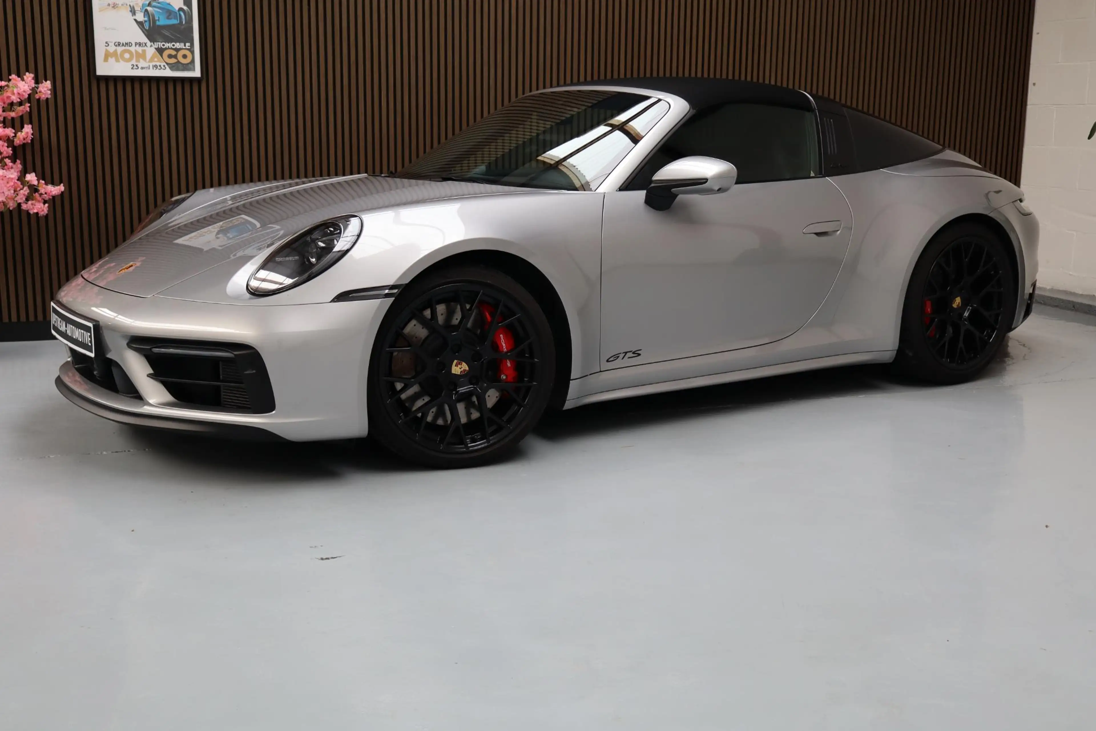 Porsche 992 3.0 4 GTS — photo 2