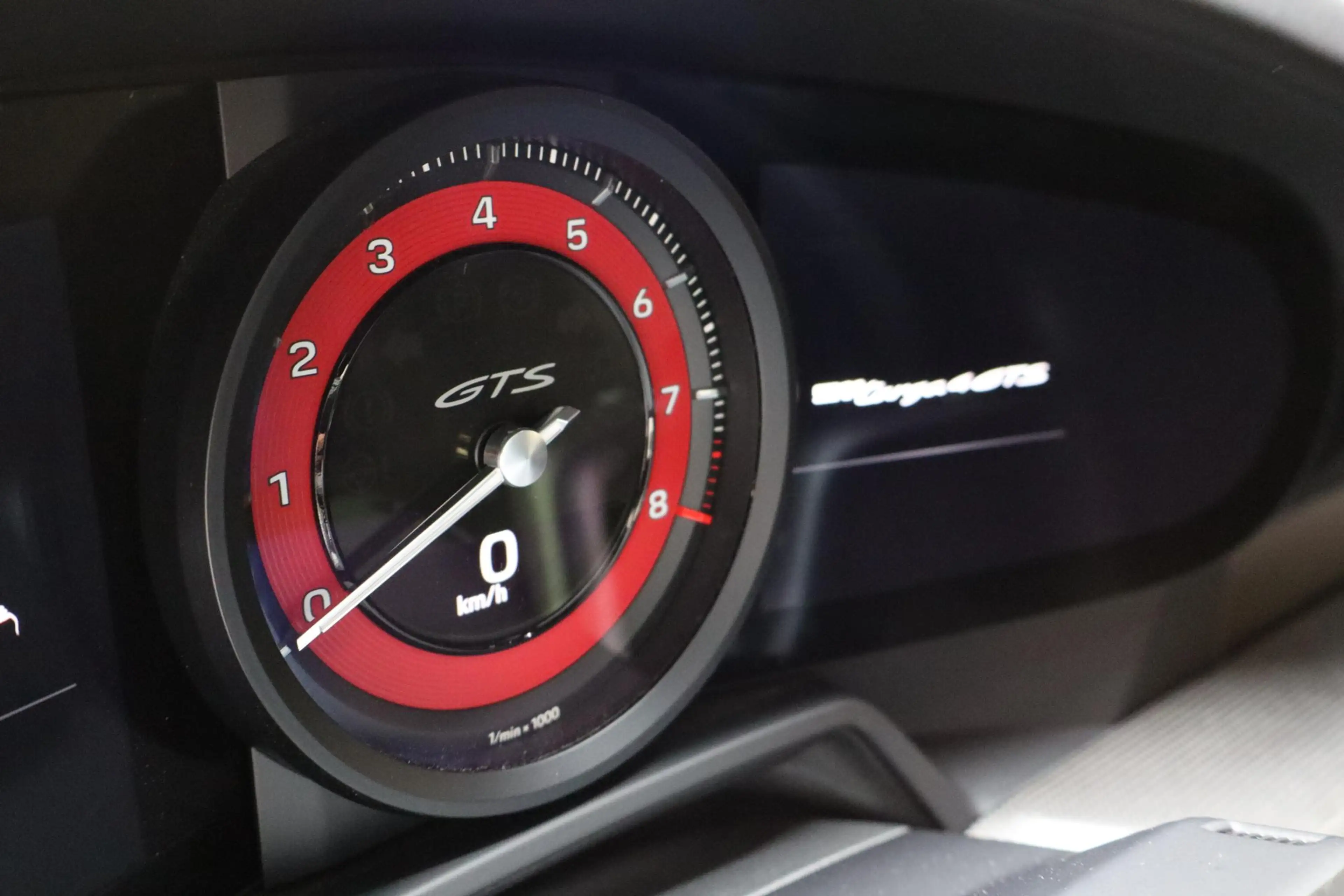 Porsche 992 3.0 4 GTS — photo 12