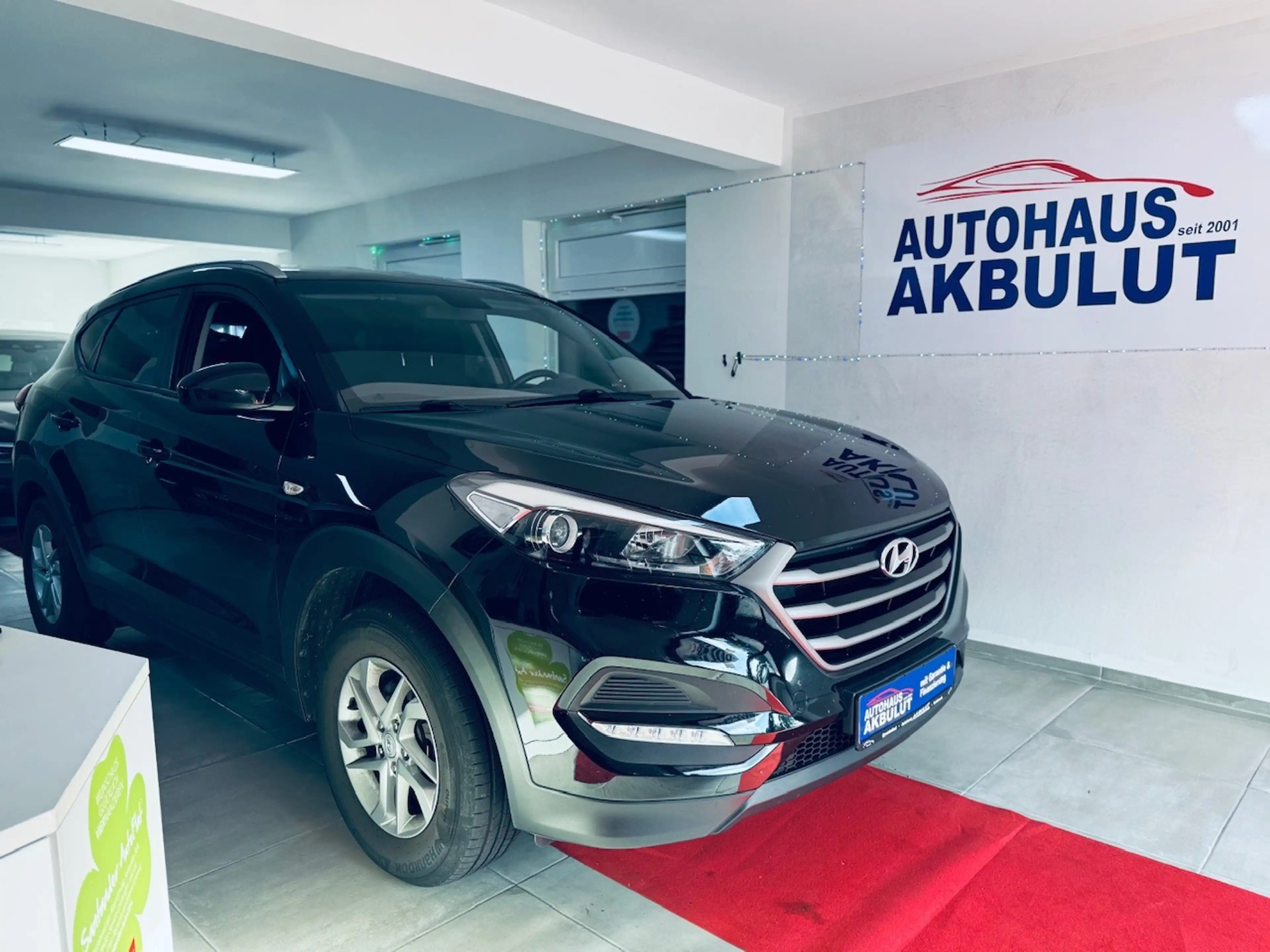 Hyundai TUCSON blue Classic 2WD*Finanzierung+Garantie+Inspektion+Tüv*
