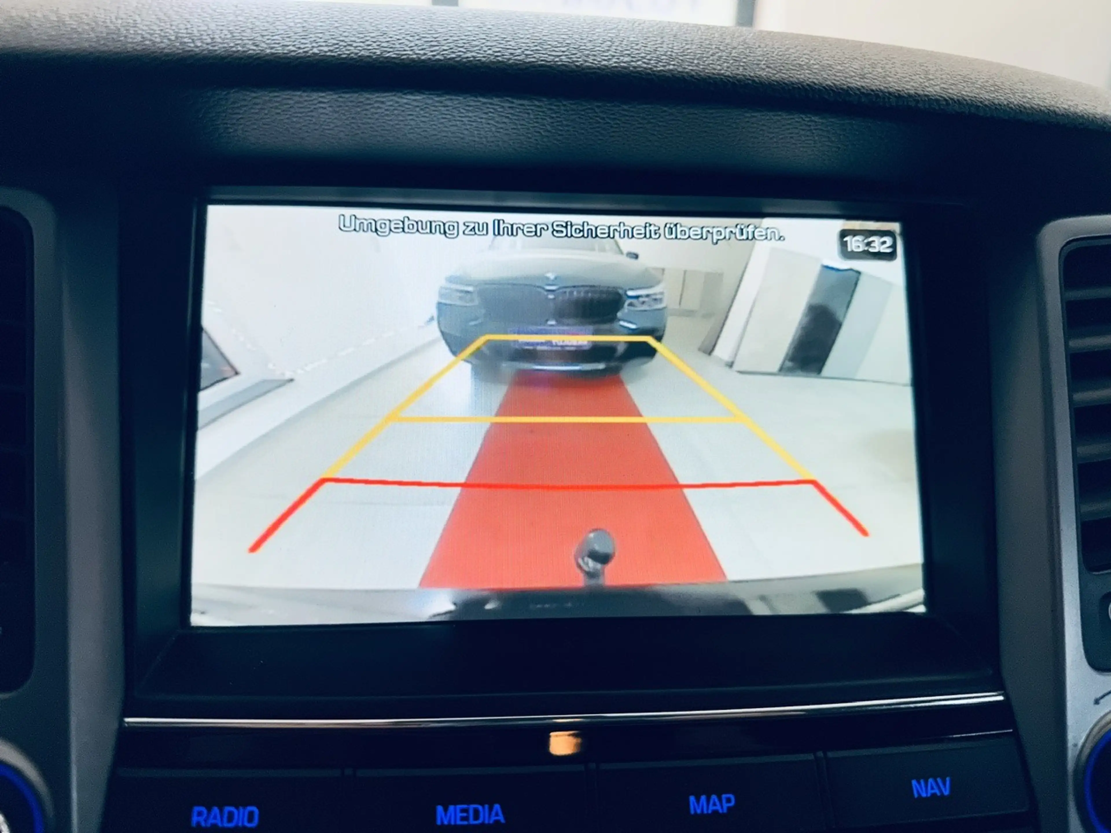 Hyundai TUCSON blue Classic 2WD*Finanzierung+Garantie+Inspektion+Tüv* — photo 13