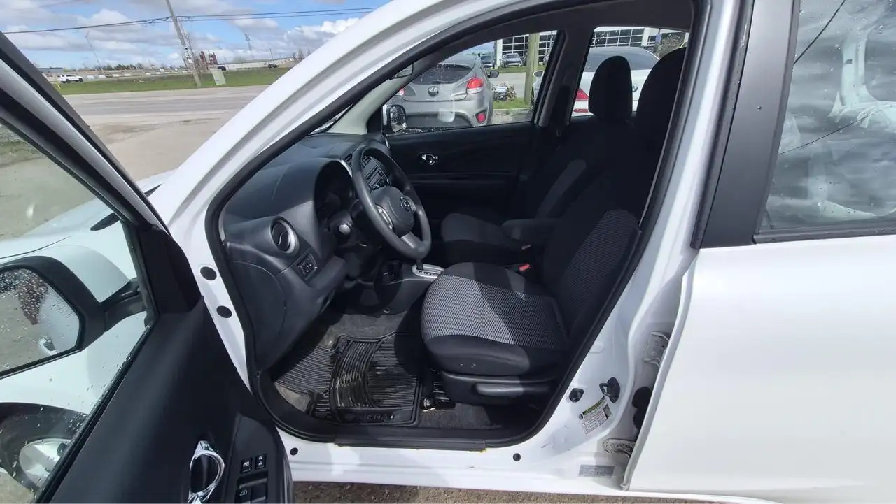 Nissan Micra снимка Nissan Micra