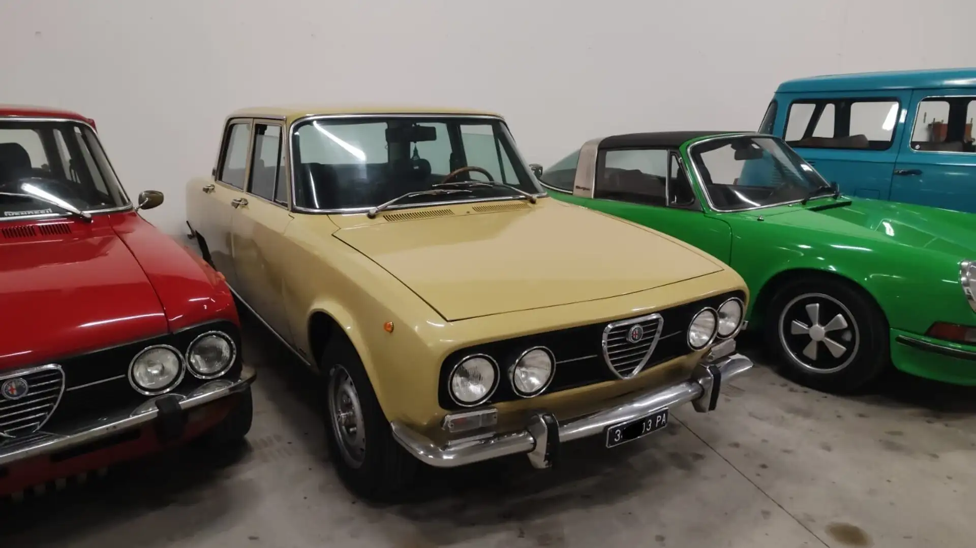 Alfa Romeo Giulia BERTONE Giallo - 1