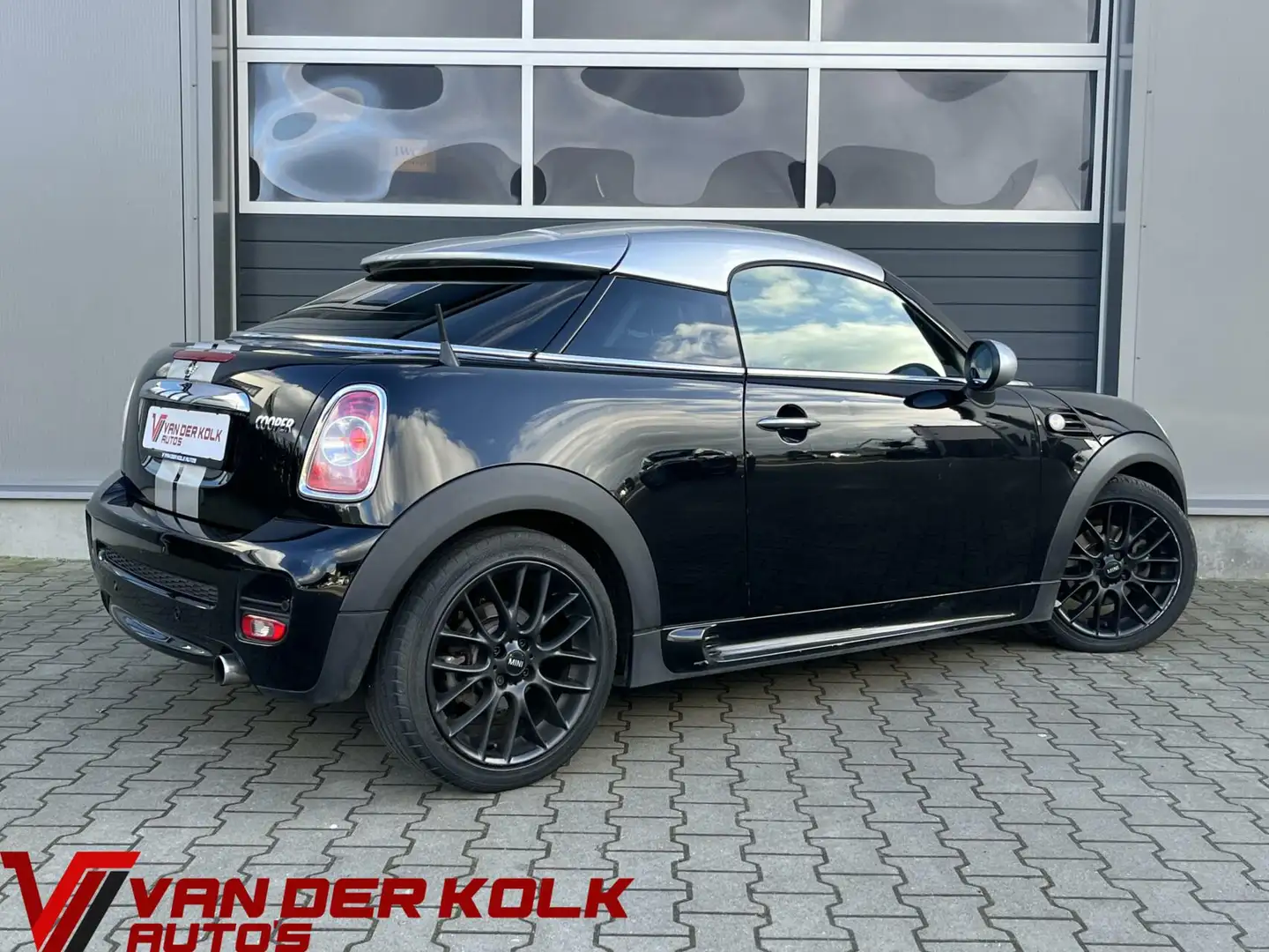 MINI Cooper Coupe 1.6 Chili Leder LED Cruise Airco Lichtmetaal Negro - 2