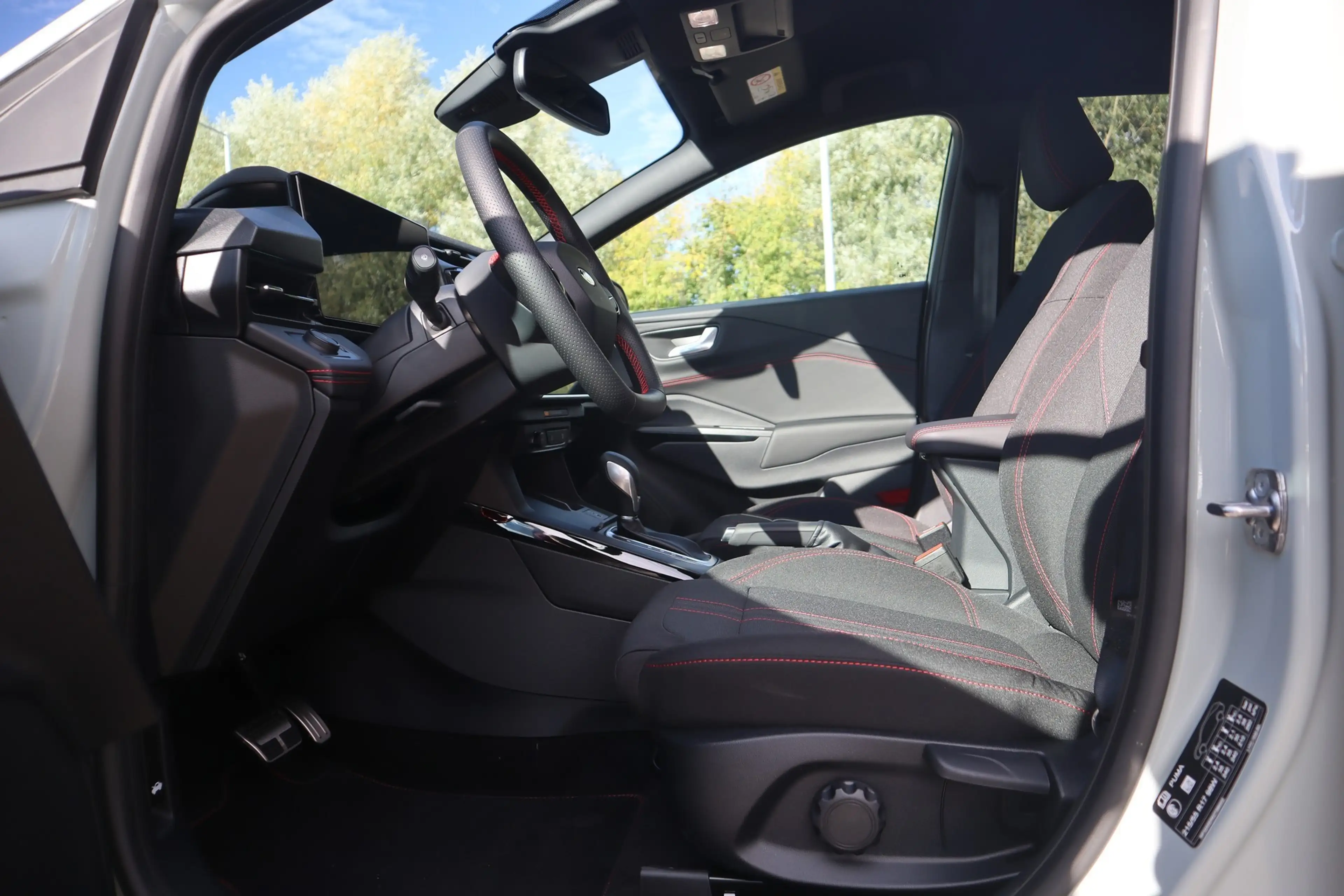 Ford Puma ST-Line 1.0 EB Aut. LED Navi Kamera — photo 11