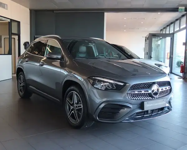Mercedes-Benz GLA 250 e Plug-in hybrid