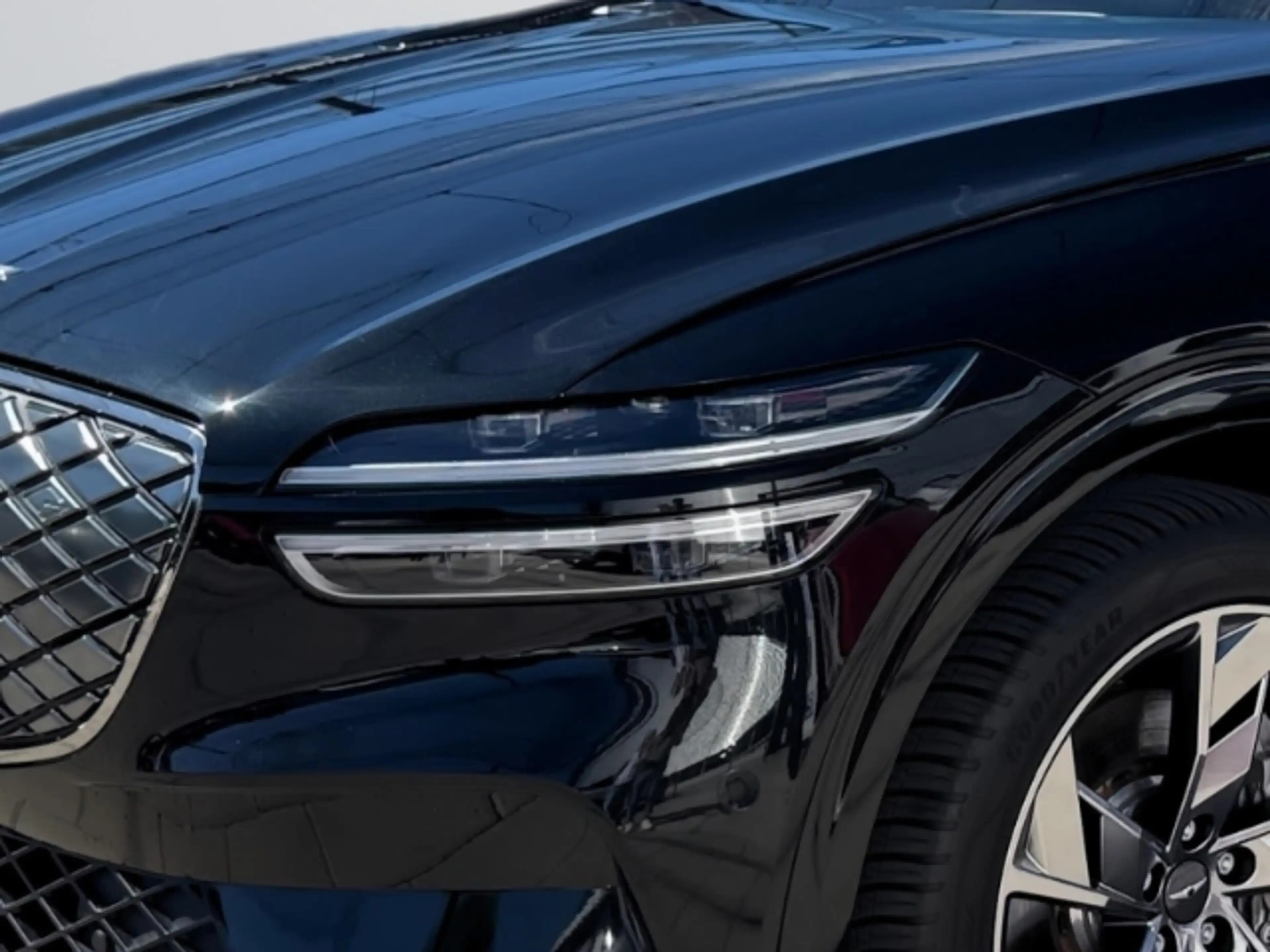 Genesis GV70 Electrified 360kW (490 PS) 77.4kWh Sportpaket AD N — photo 5