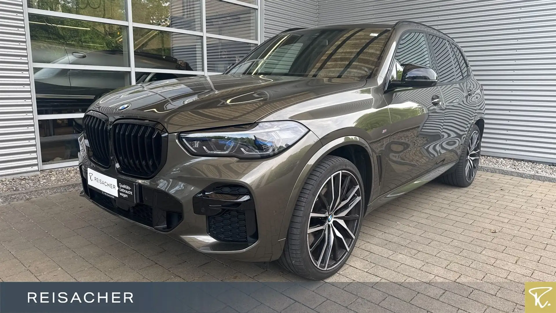 BMW X5 M X5 xDriveM50iA Navi HUD TV 360° StdHzg AHK Laser Brun - 1