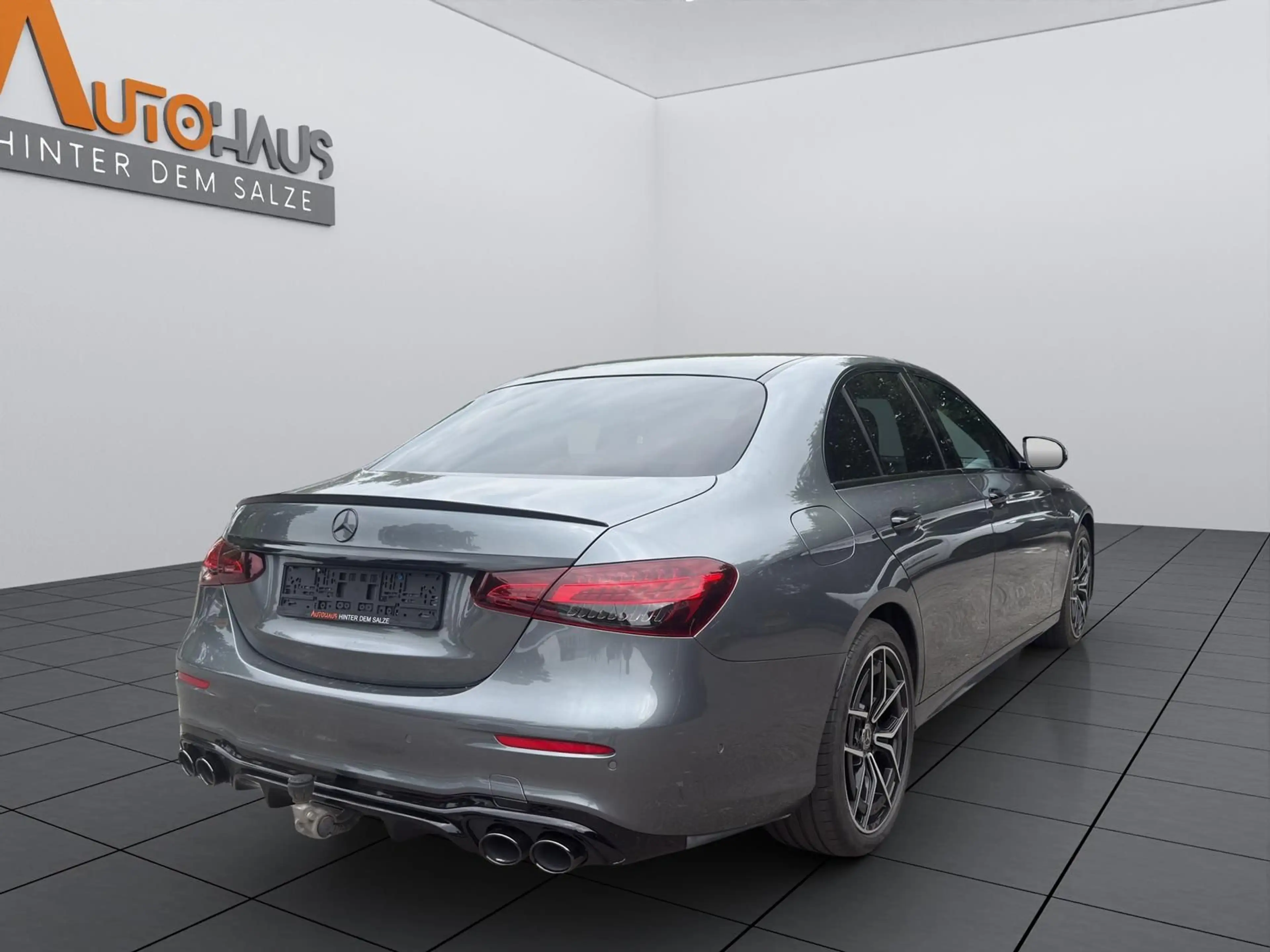 Mercedes-Benz E 400 d 4Matic*BURM*360°*AHK*PANO* — photo 6