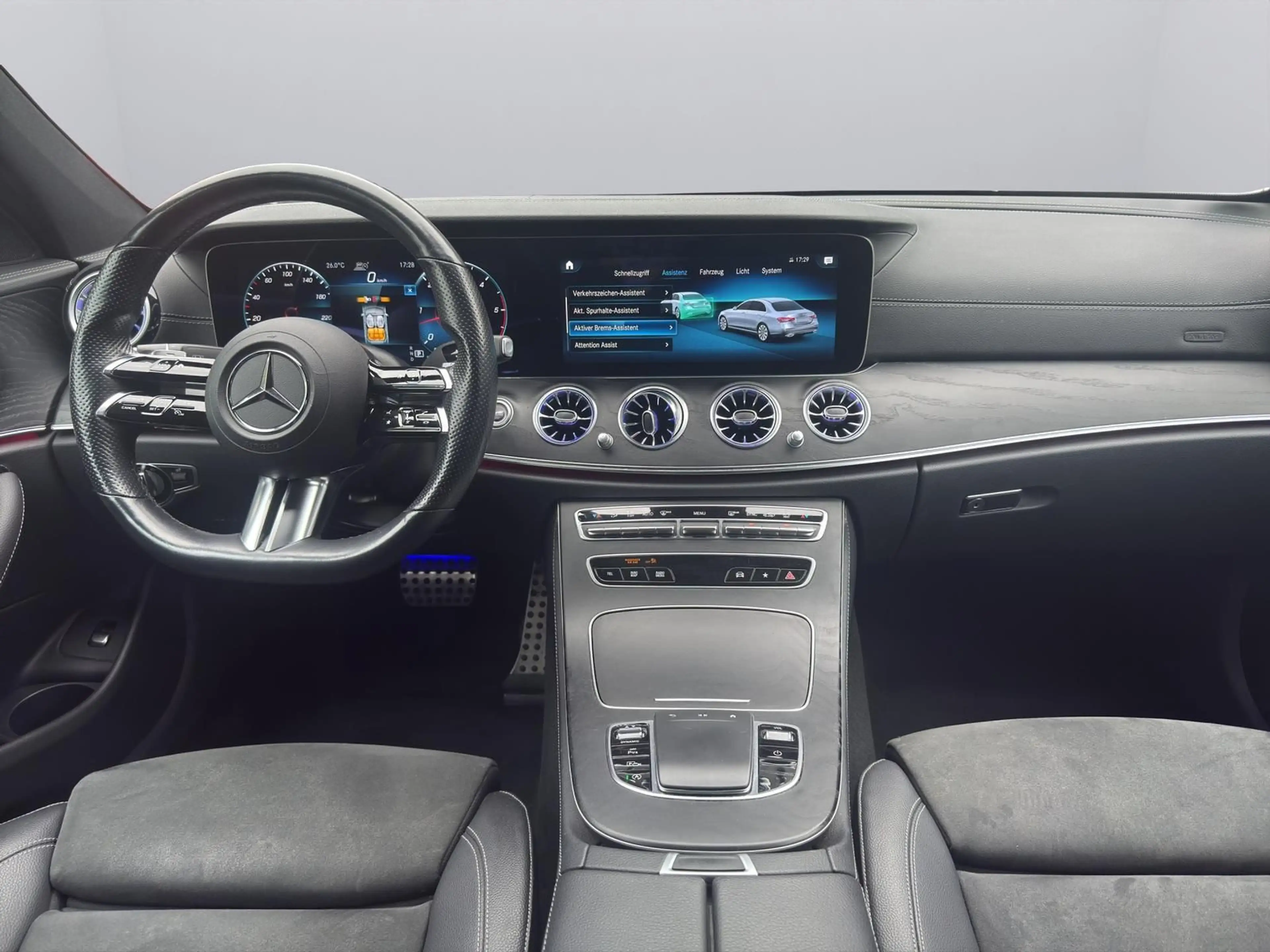 Mercedes-Benz E 400 d 4Matic*BURM*360°*AHK*PANO* — photo 12