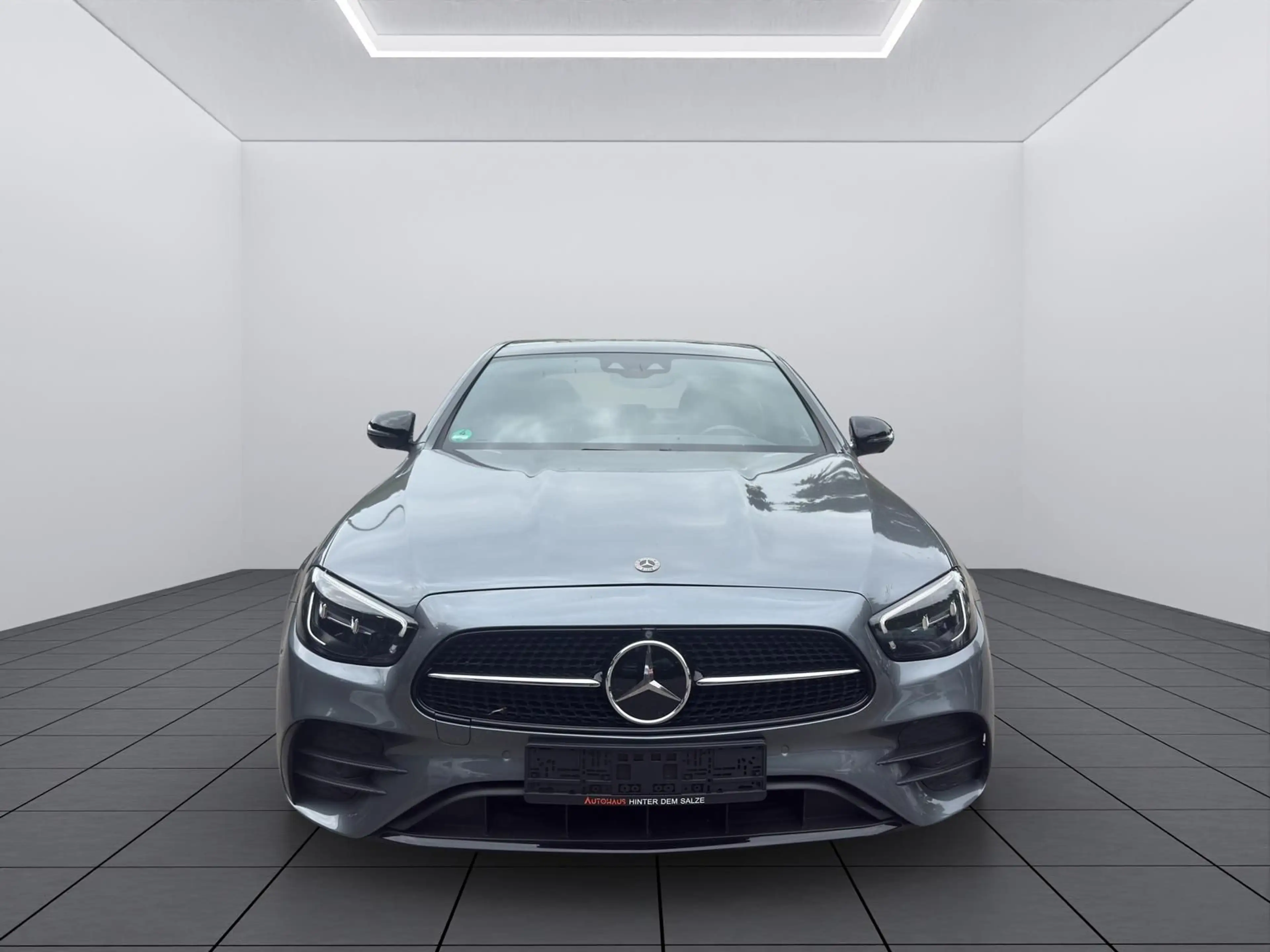 Mercedes-Benz E 400 d 4Matic*BURM*360°*AHK*PANO* — photo 9