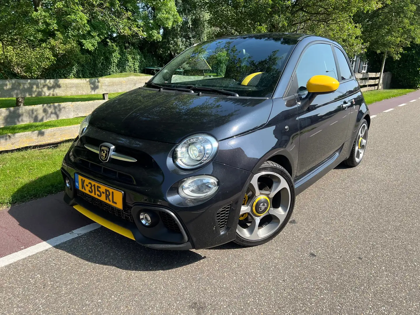 Fiat 500 Abarth 1.4 T-Jet Turismo 165 PK Czarny - 1