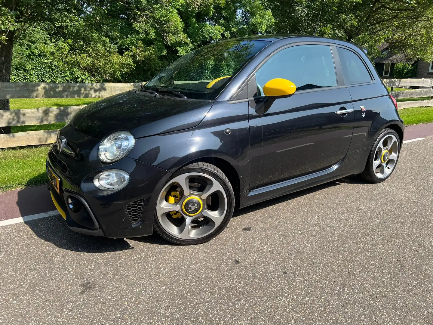 Fiat 500 Abarth 1.4 T-Jet Turismo 165 PK Czarny - 2