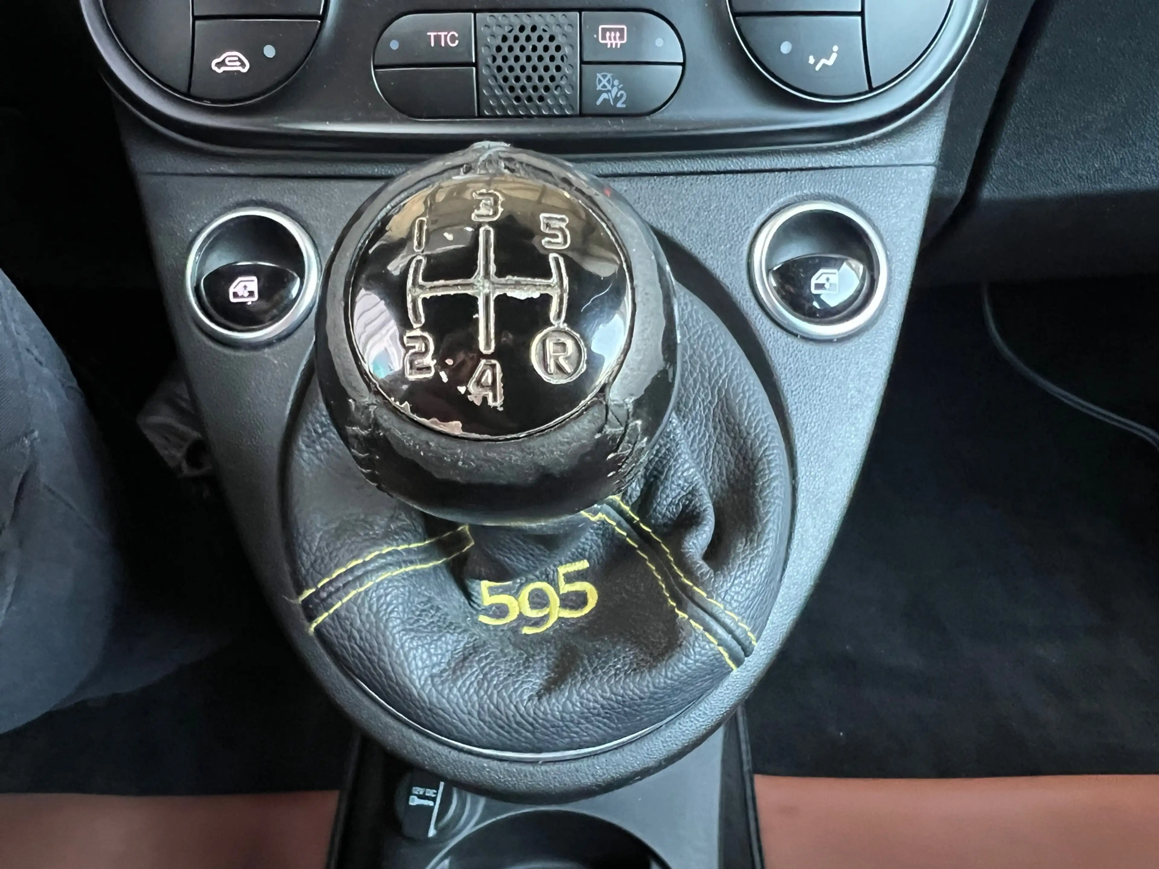 Fiat 500 Abarth 1.4 T-Jet Turismo 165 PK — photo 13