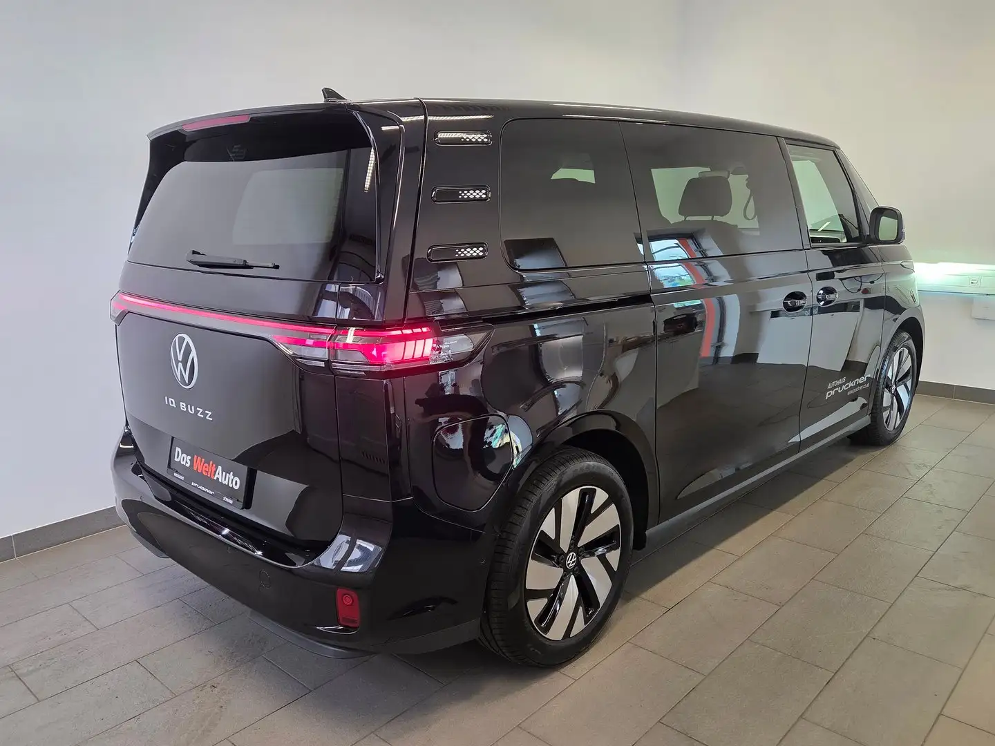 Volkswagen ID. Buzz VW ID. Buzz Pro LR 210 kW Schwarz - 2