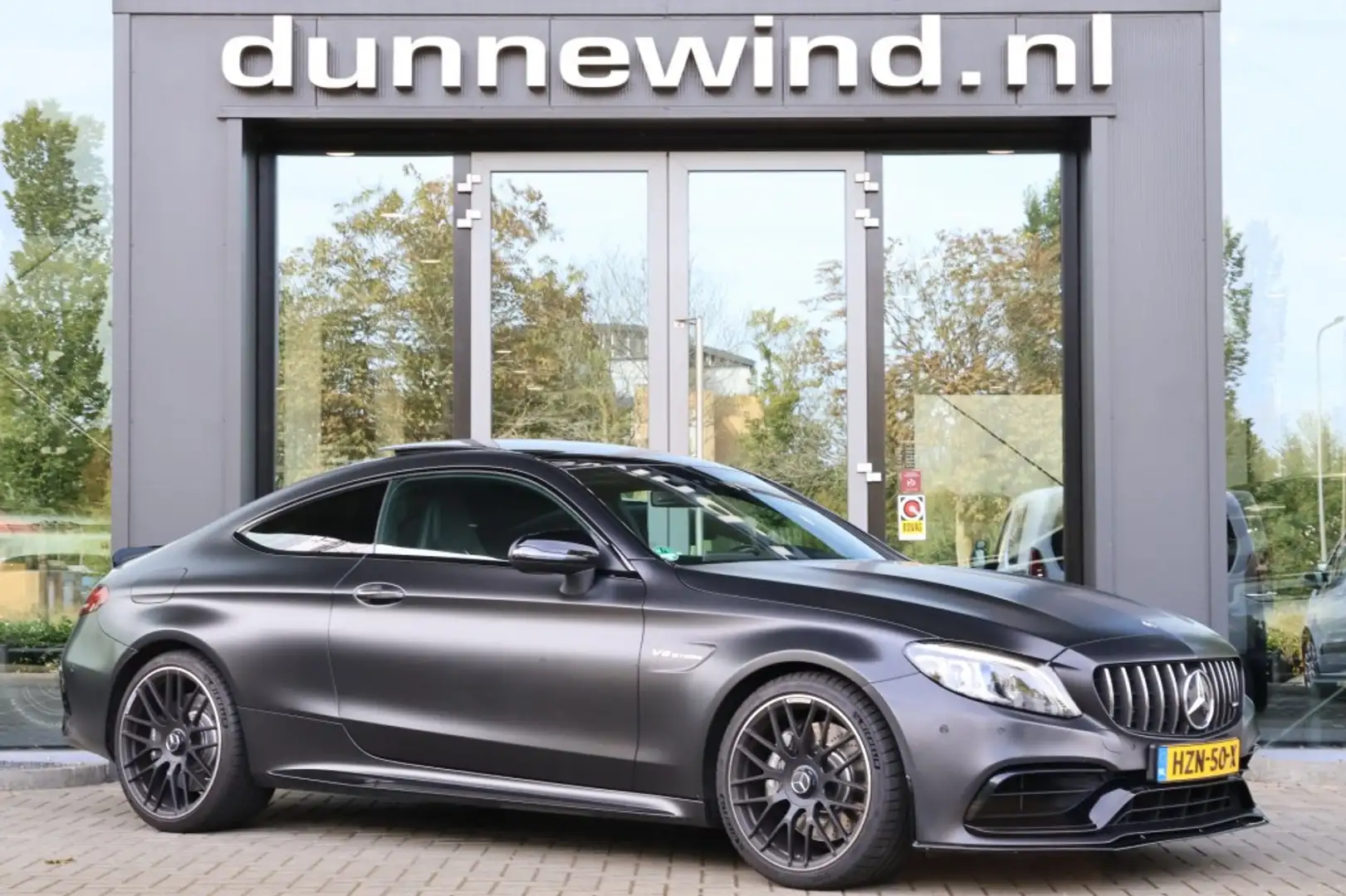 Mercedes-Benz C 63 AMG AMG 63 Coupe*Performance*Carbon*Pano*HUD*Burmester Grijs - 1