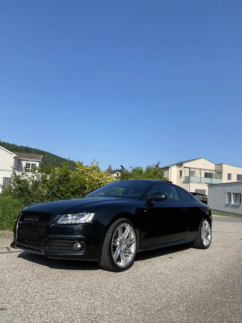 Audi A5 Coupé 2,0 T FSI Schwarz - 1