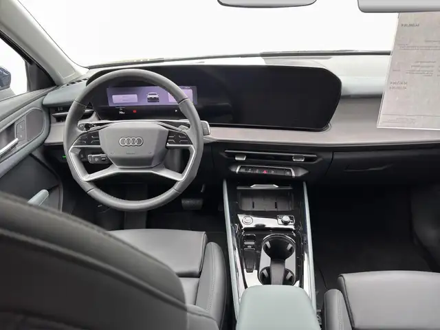 Audi Q3 view 2