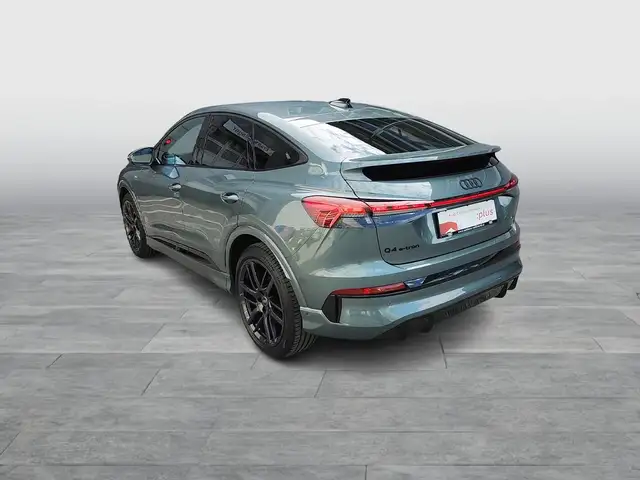 Audi Q4 e-tron view 4