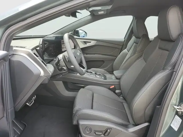 Audi Q4 e-tron view 8