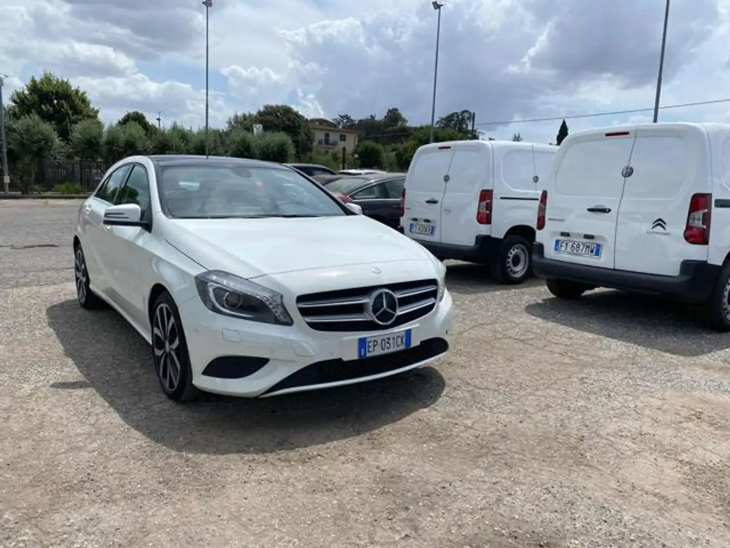Mercedes-Benz A 180 CDI BlueEFFICIENCY Automatic SPORT TETTO Bianco - 1